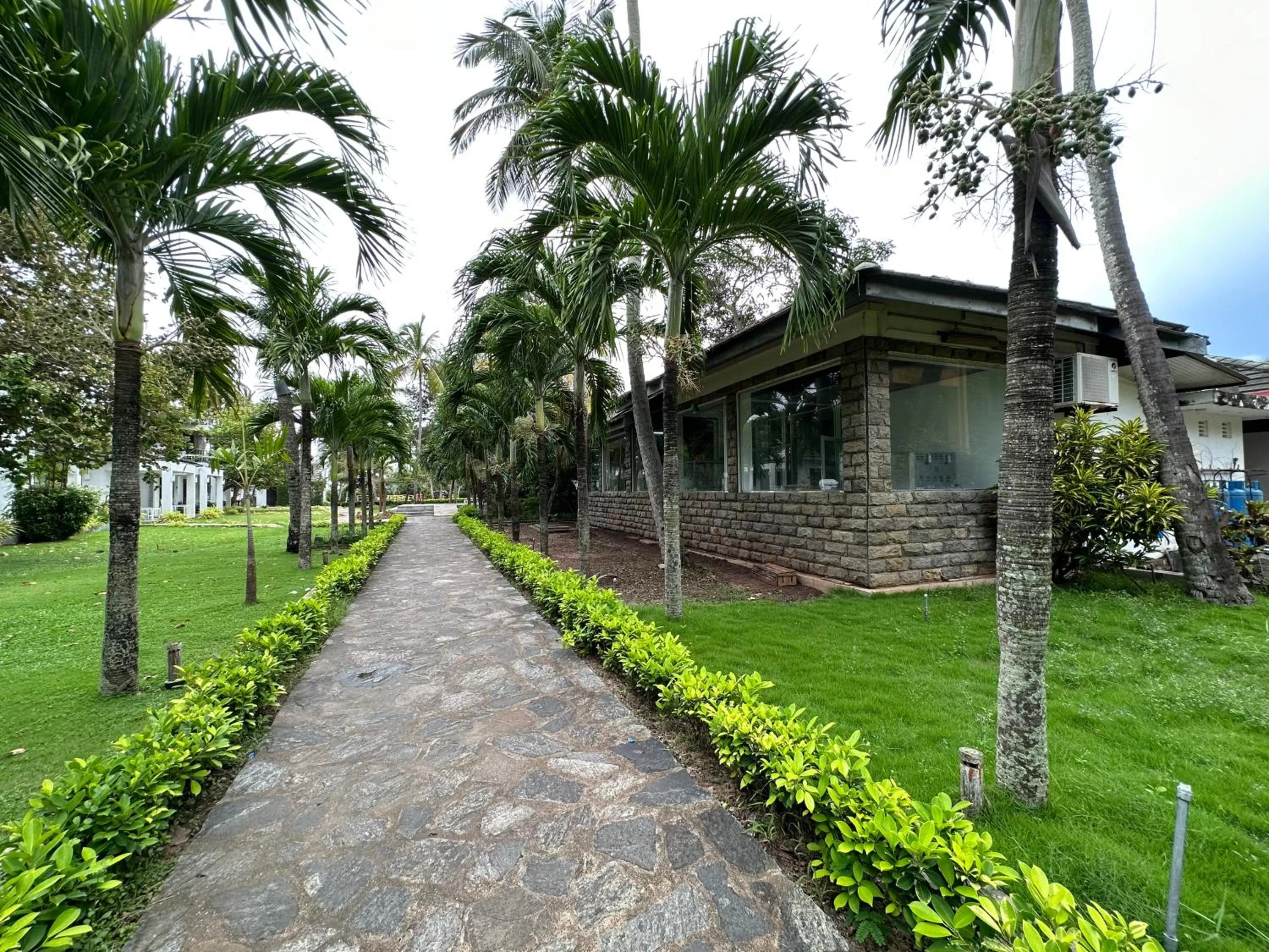 Property building in Amaluna Resorts