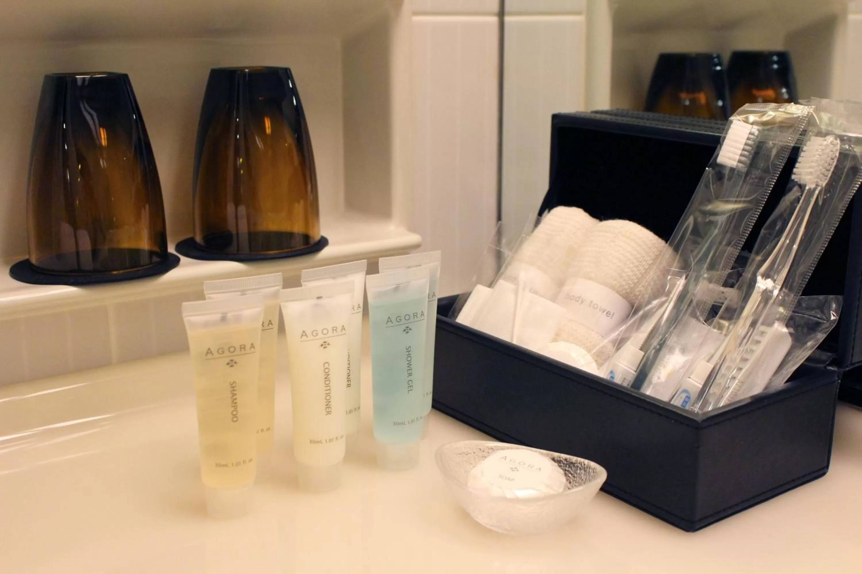 Superior Twin Room with Bayside View - Non-Smoking in Hotel Agora Regency Osaka Sakai