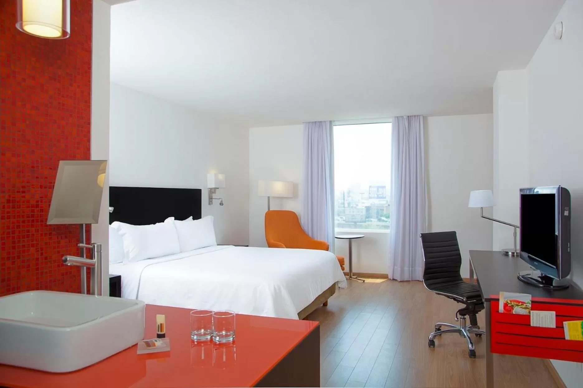 King Room in Fiesta Inn Naucalpan