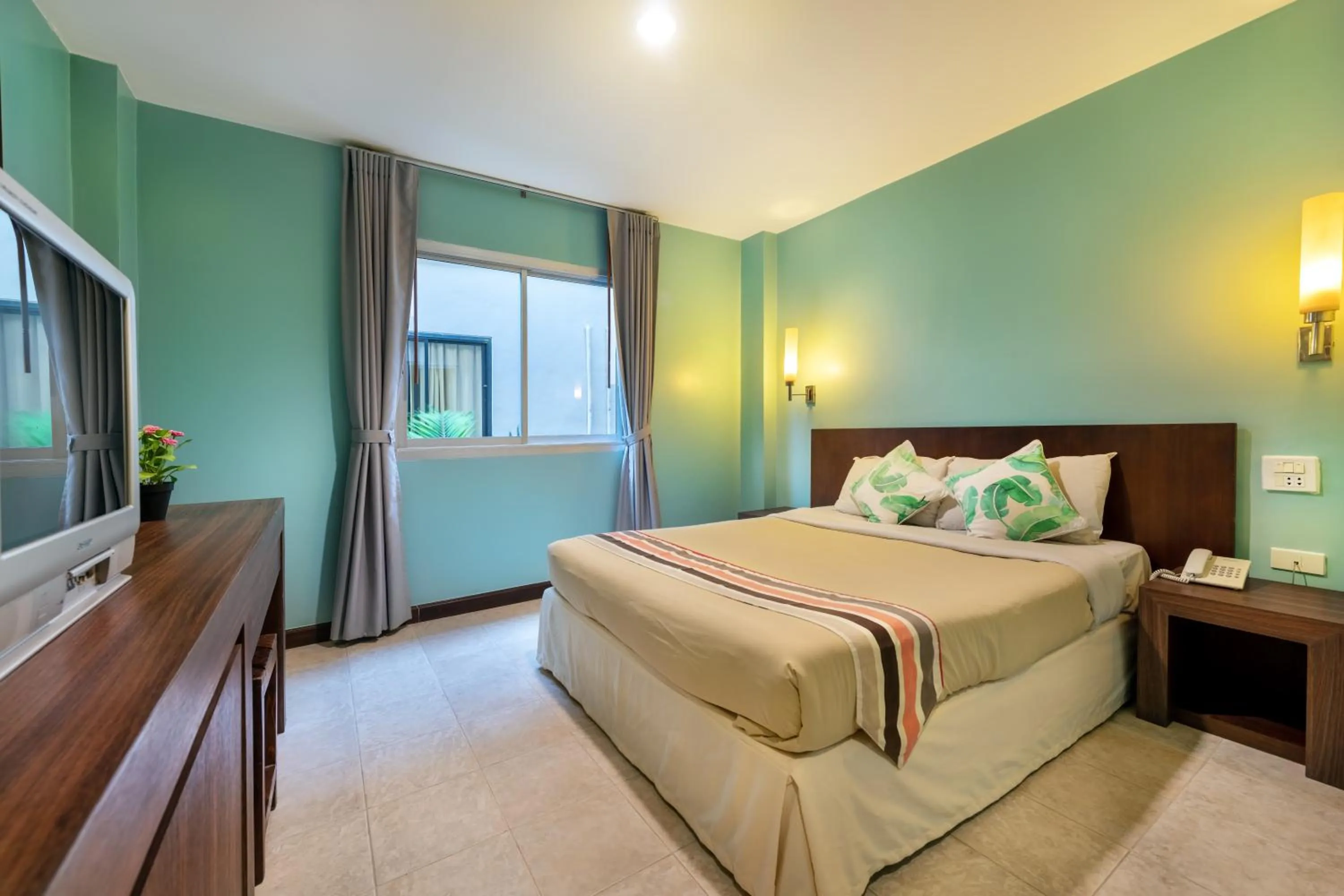 Standard Double Room - single occupancy in The Jomtien Twelve