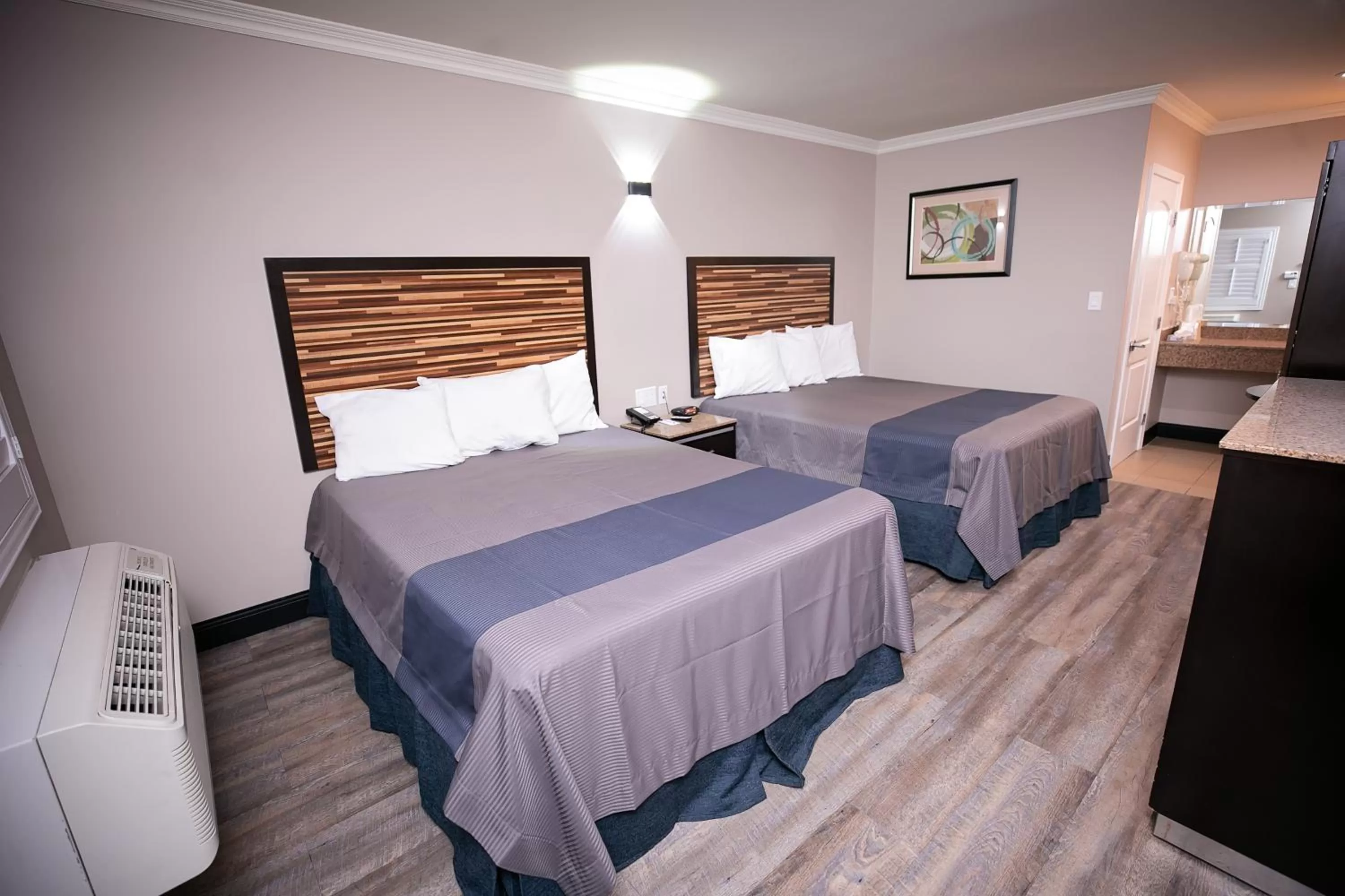 Double Room - Non-Smoking  in Diamond Bell Inn & Suites