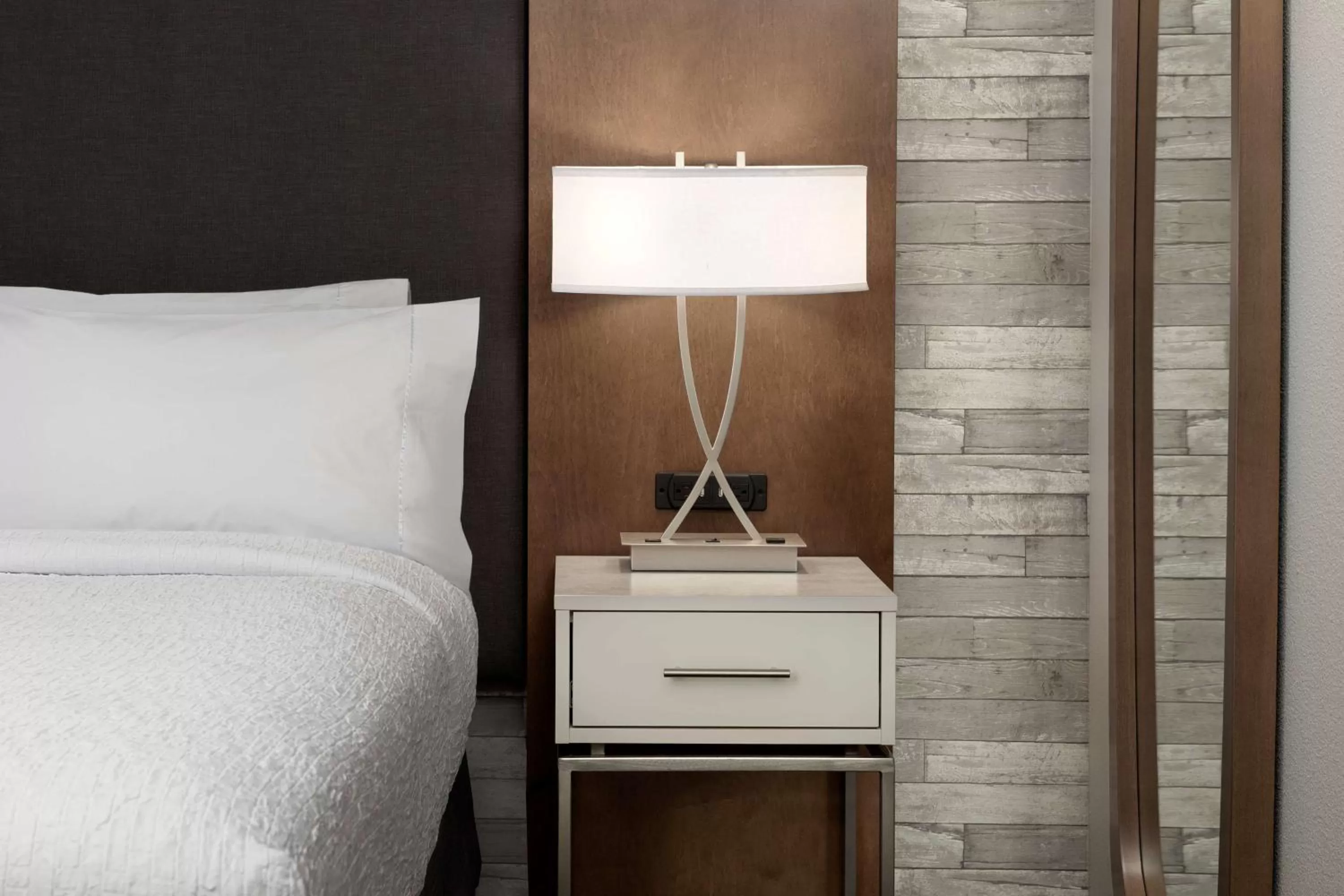 One-Bedroom Queen Suite with Two Queen Beds in Homewood Suites By Hilton Louisville Airport