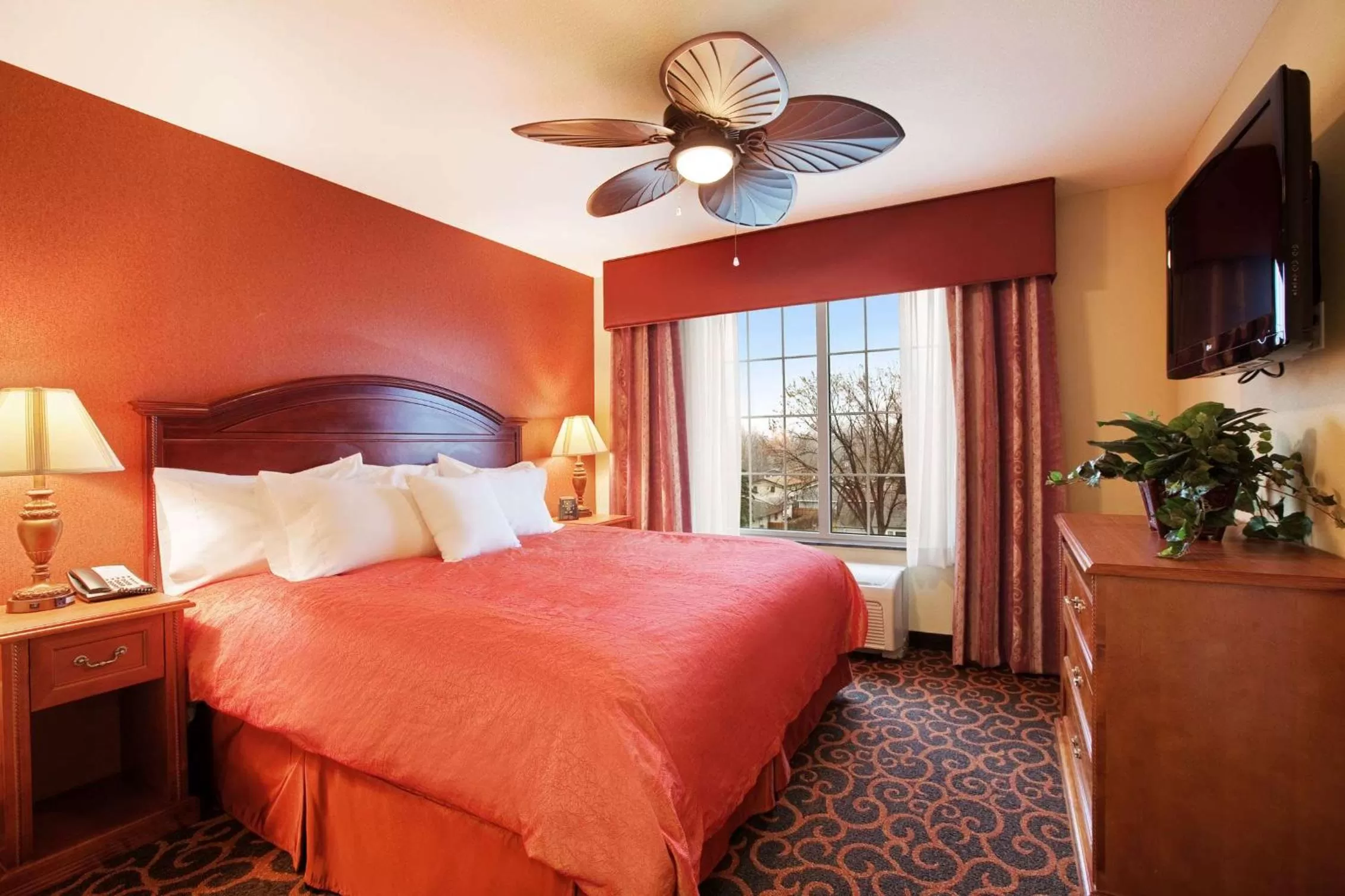 One-Bedroom King Suite - Non-Smoking in Homewood Suites Saint Cloud