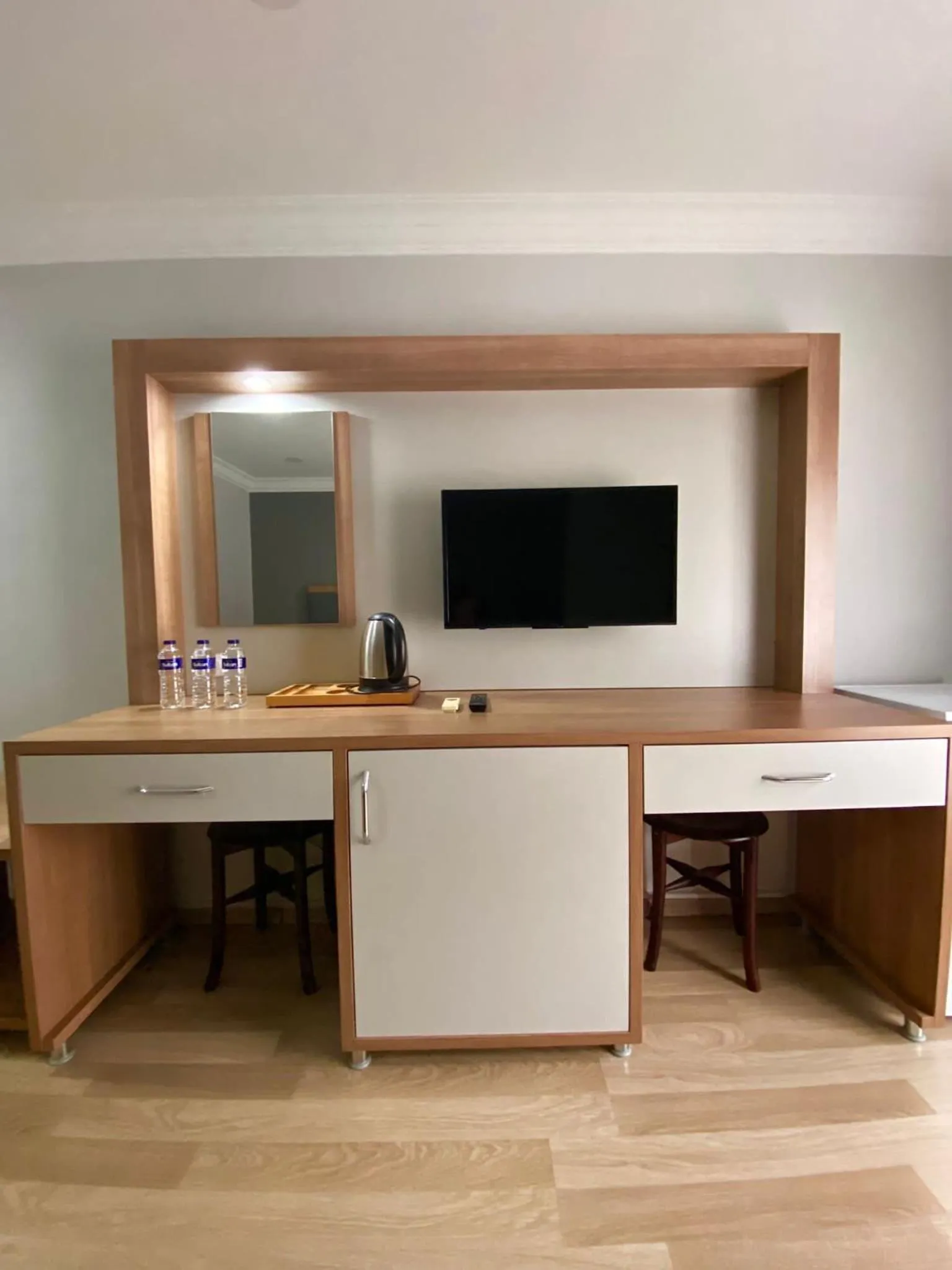 Twin Room in Kafkas Hotel Istanbul