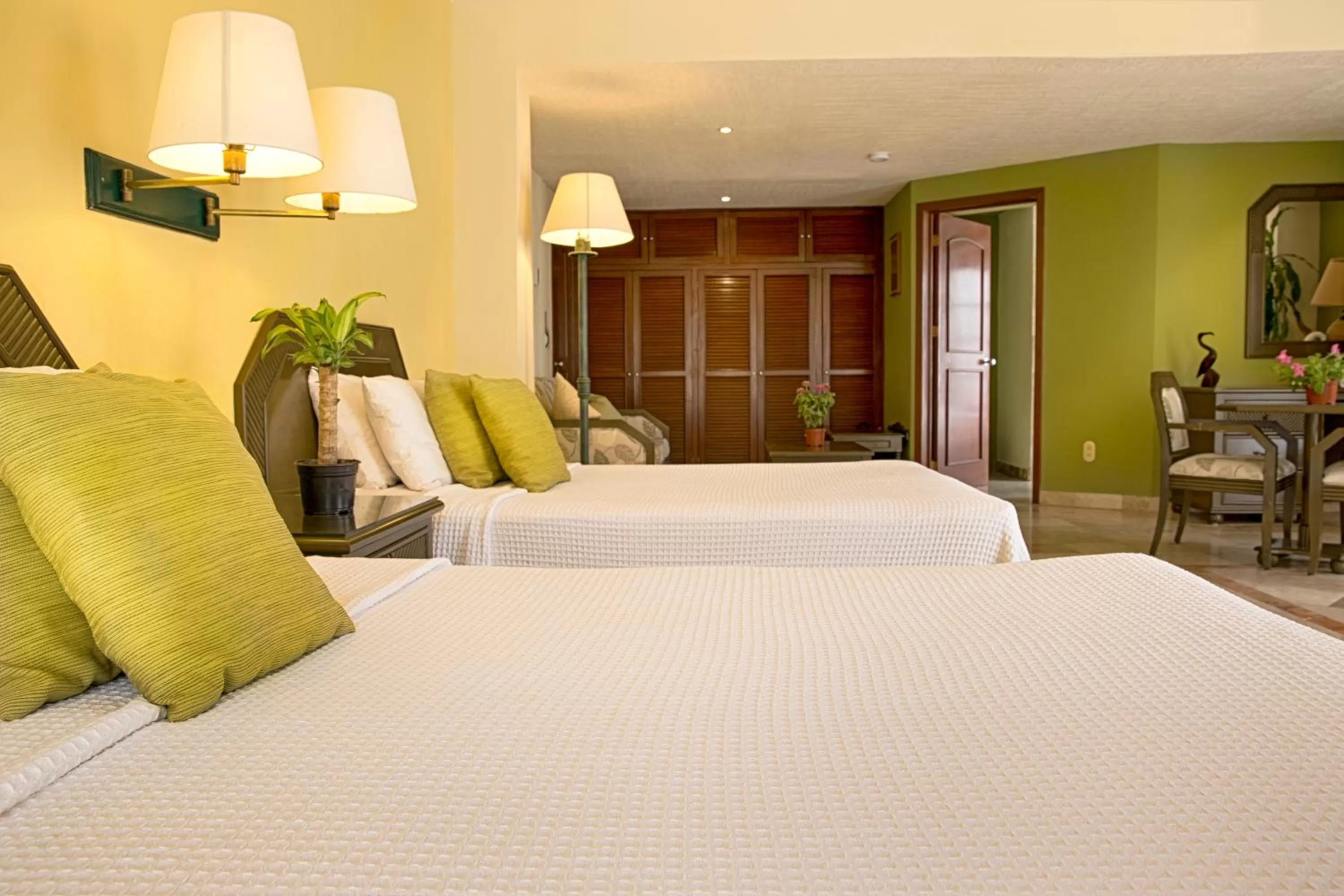 Junior Suite in Hotel Los Itzaes by 5th av