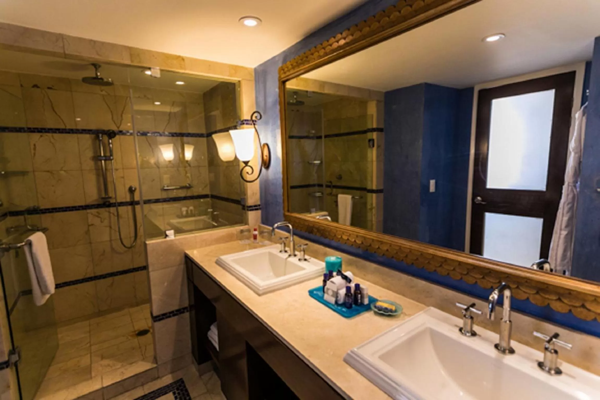 Perla Junior Suite Ocean View in Princess Mundo Imperial Riviera Diamante Acapulco