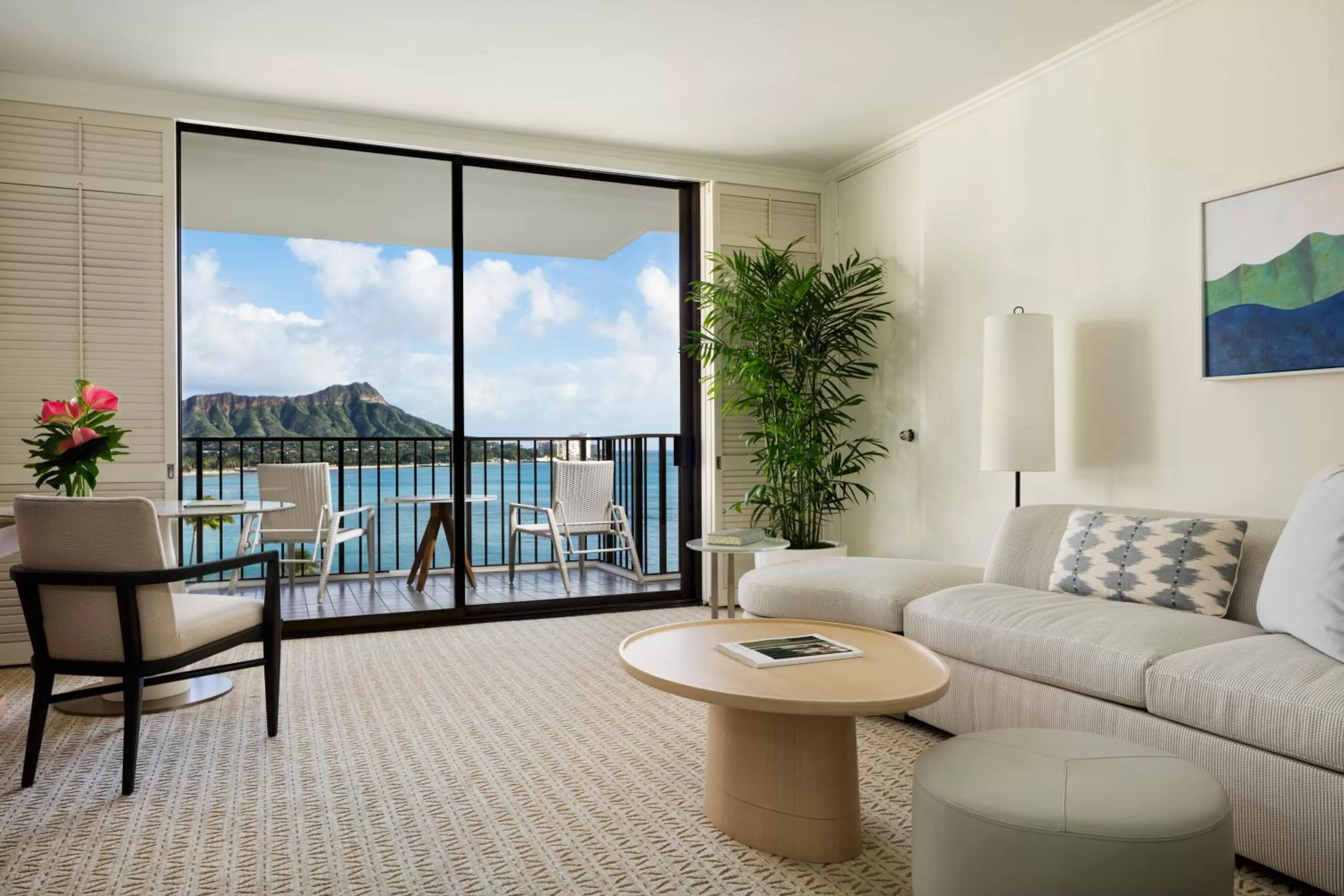 Diamond Head Suite King in Halekulani - NO RESORT FEE