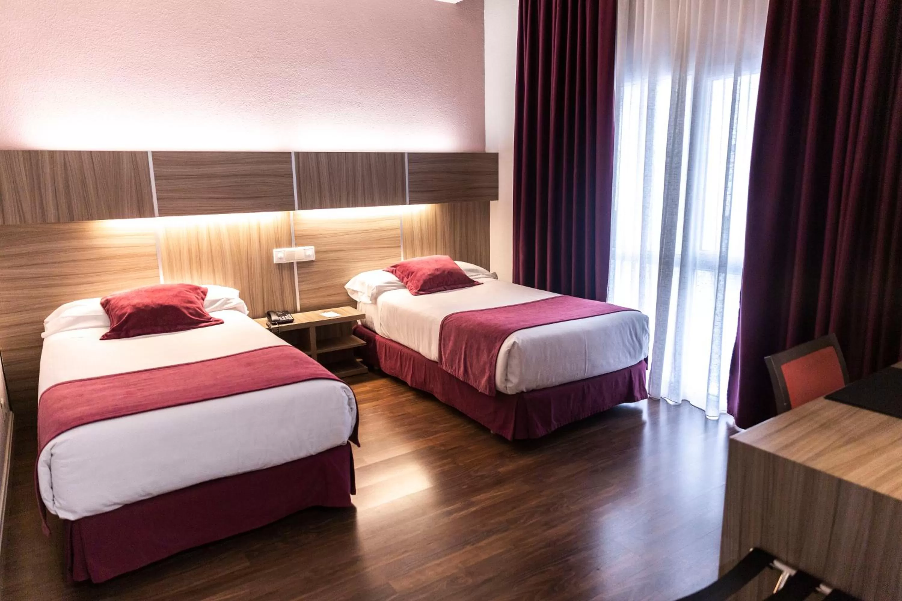 Double or Twin Room in Hotel Serrano