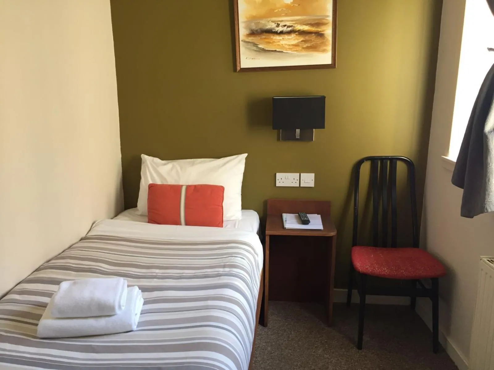 Single Room in Glasgow House