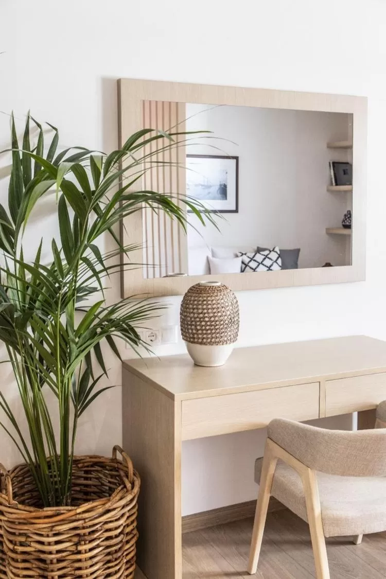 Double Room - Disability Access in Gallery Suites & Residences Piraeus