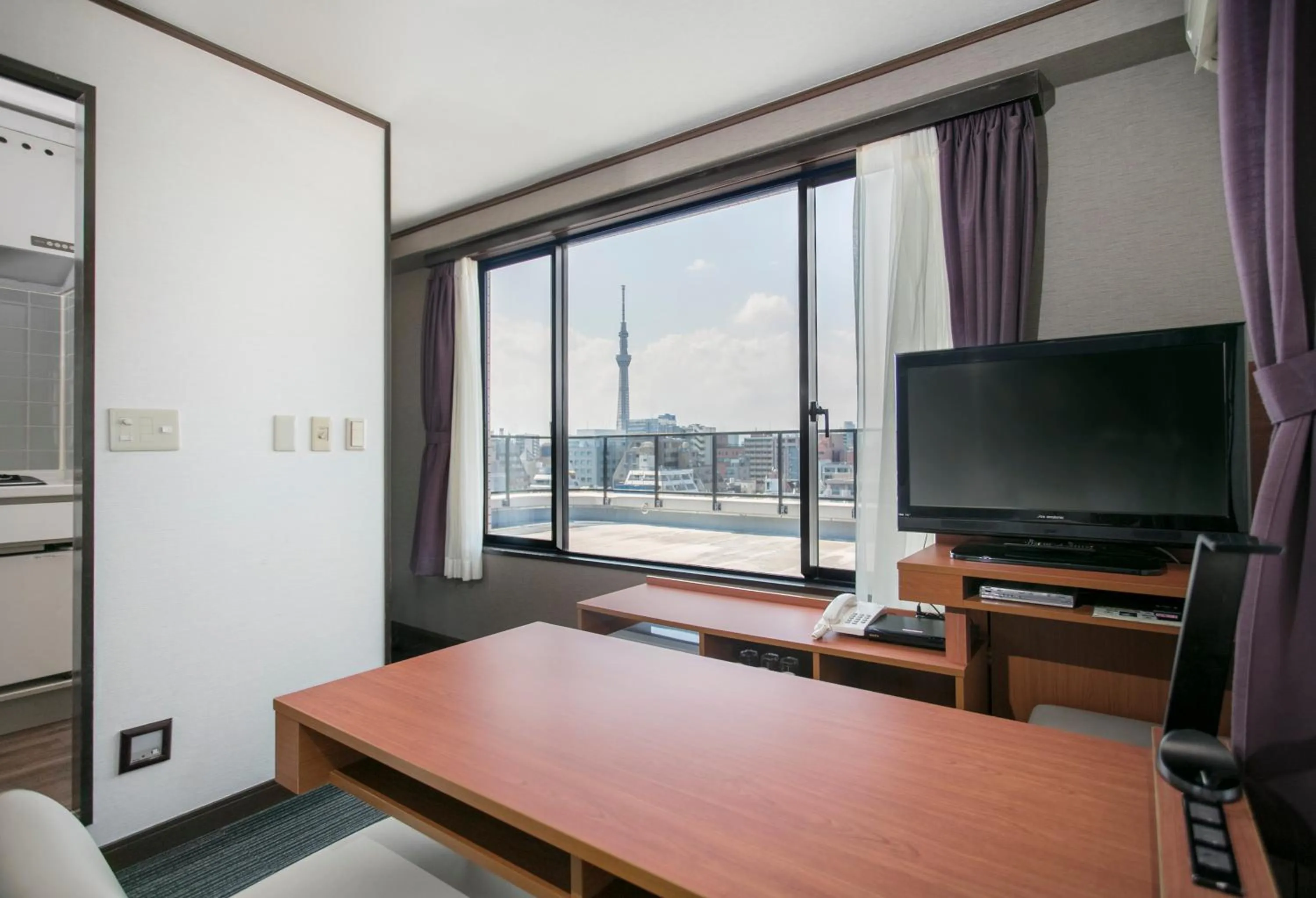Deluxe Twin Room with Sky Tree View - House Keeping is Optional with Additional Cost - Non-Smoking  in HOTEL MYSTAYS Kameido