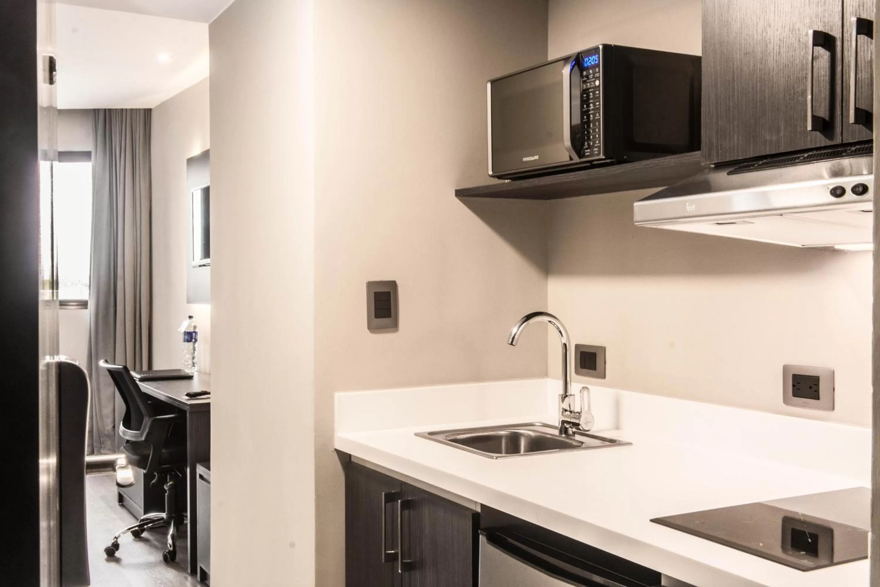 Executive Room with Kitchenette - single occupancy in W&P Santo Domingo