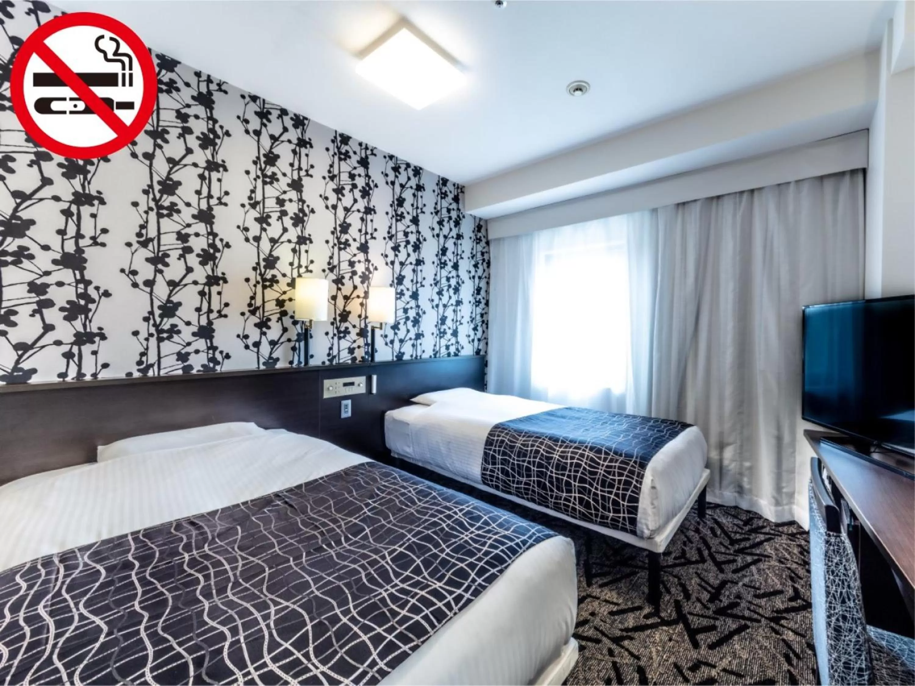 Economy Twin Room - single occupancy in APA Hotel Osaka Higobashi Ekimae