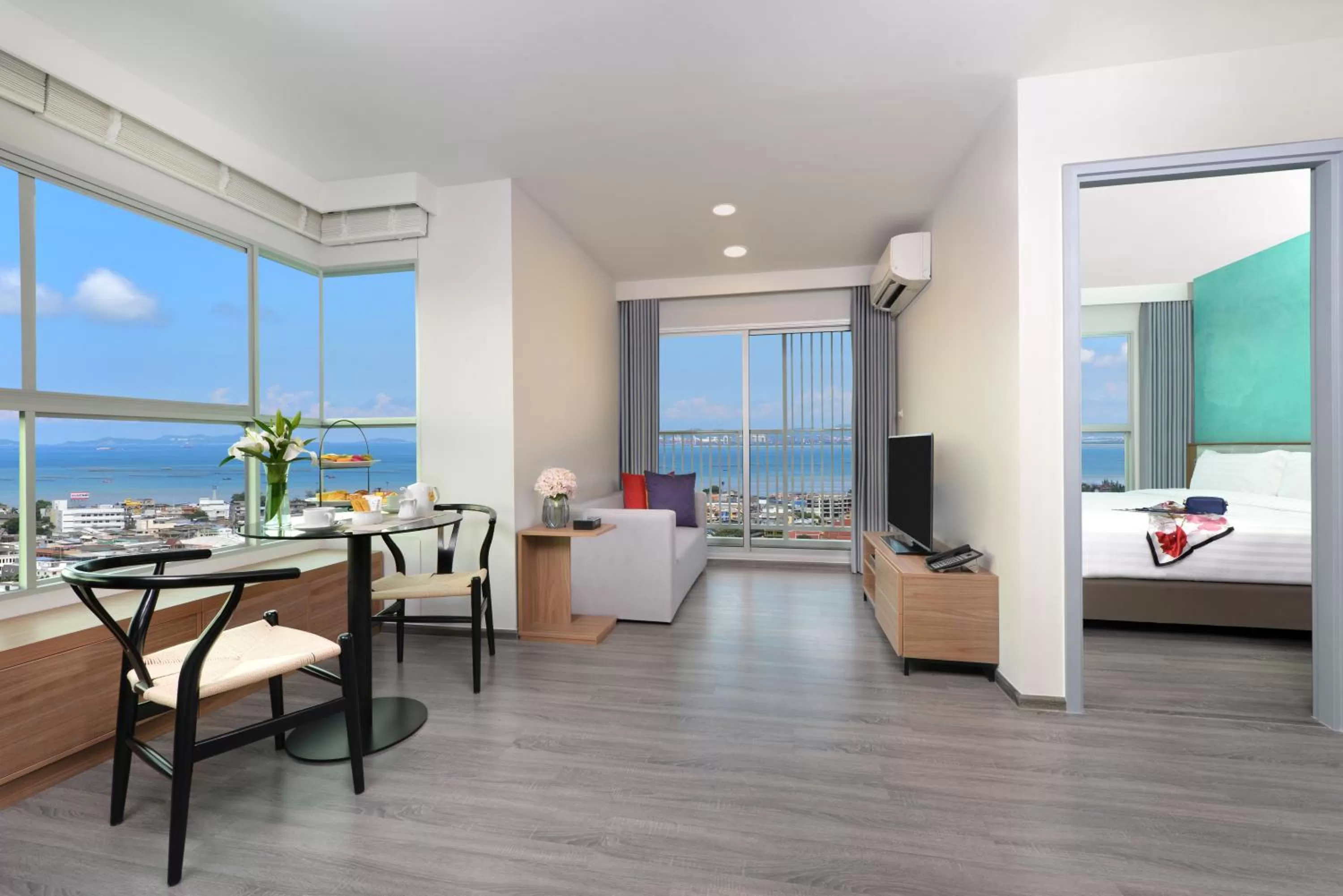 Standard Triple Room in Centre Point Prime Hotel Pattaya