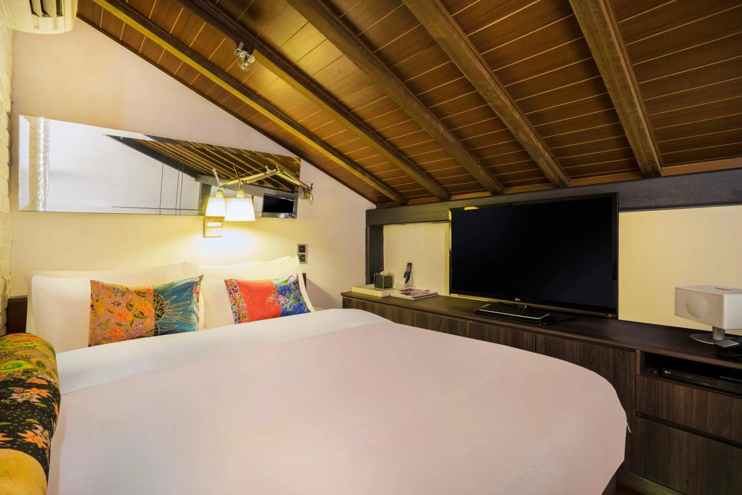 Loft Suite in The Daulat by Hotel Calmo