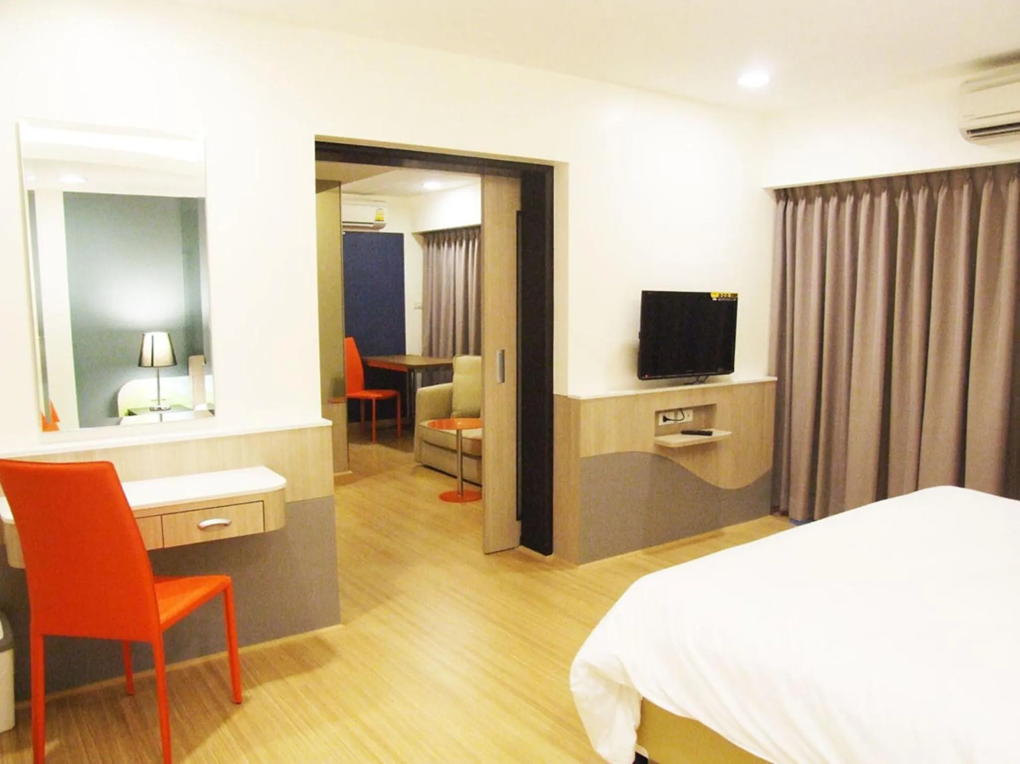 Executive Suite in Grand Tower Inn Sathorn Hotel