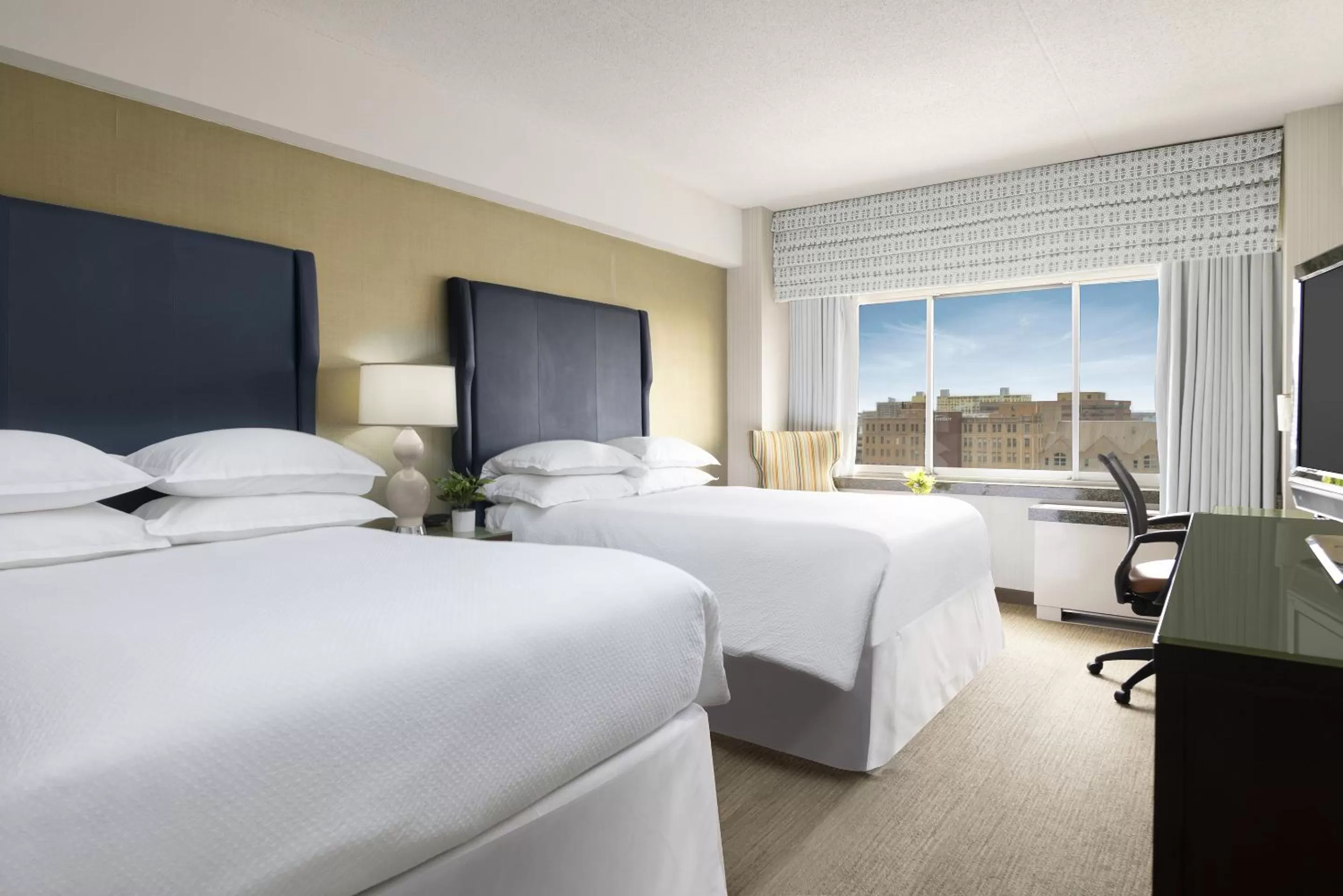 Executive Double Room with Two Double Beds in The Stamford Hotel