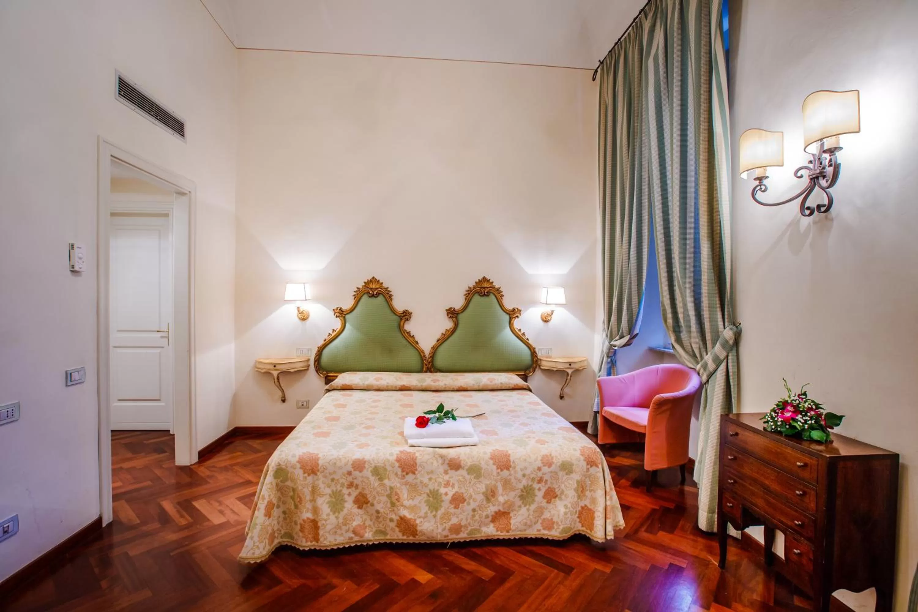 Standard Double Room in Hotel Fortuna