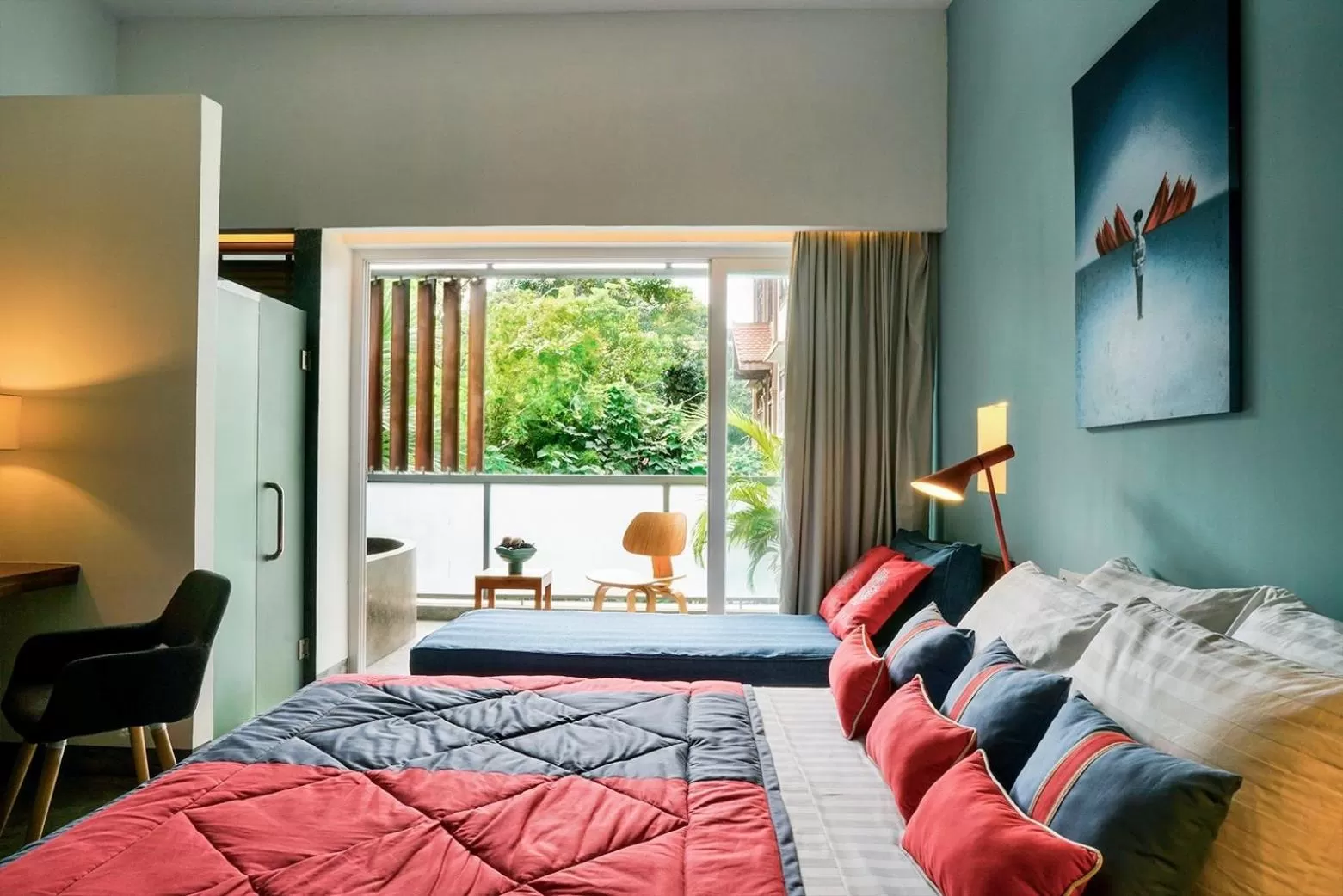 Deluxe Double Room with Pool View in Rambutan Resort – Phnom Penh