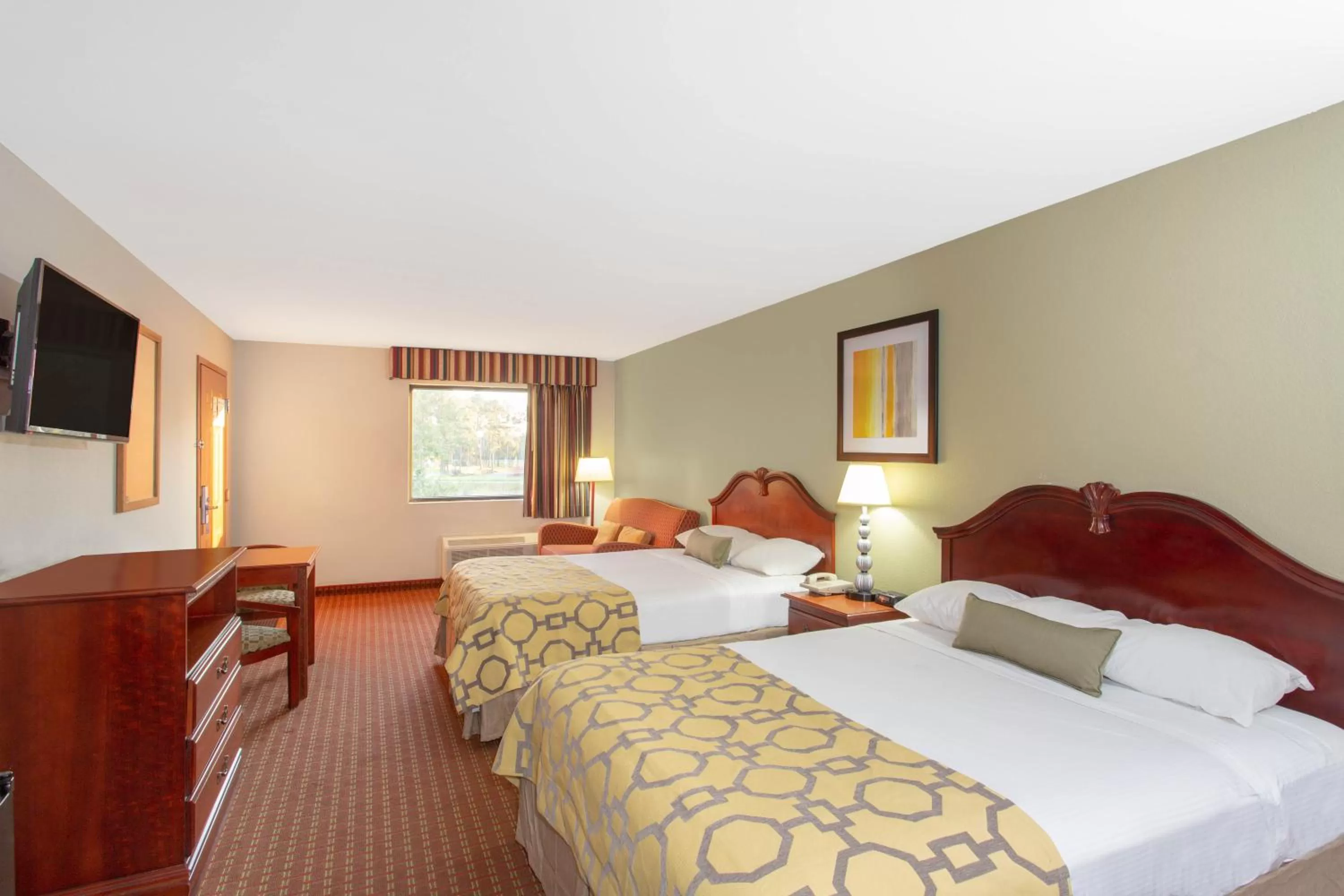 Queen Room with Two Queen Beds - Non-Smoking in Baymont by Wyndham Midway Tallahassee