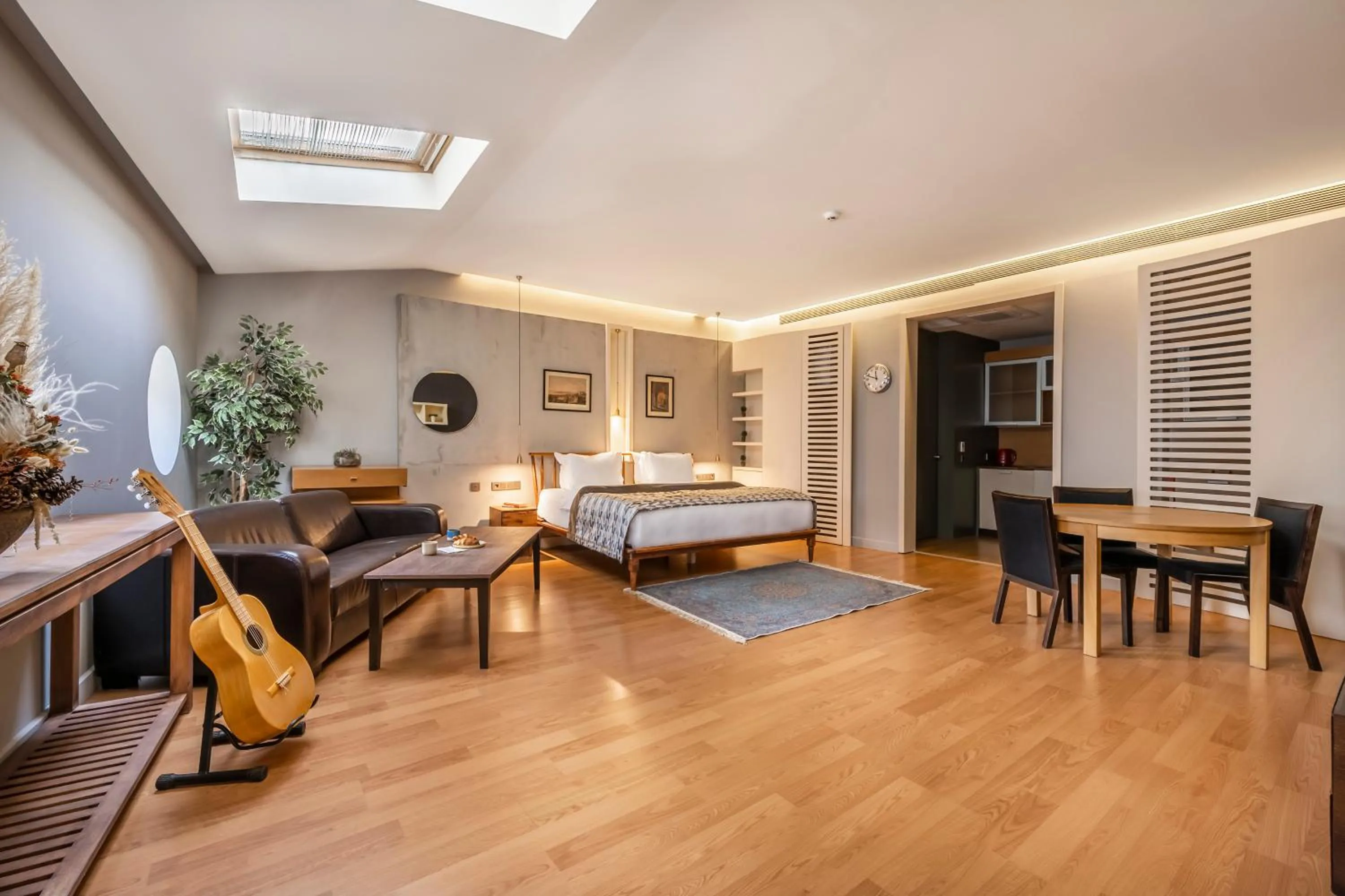 Executive Suite in Ansen Hotel and Suites