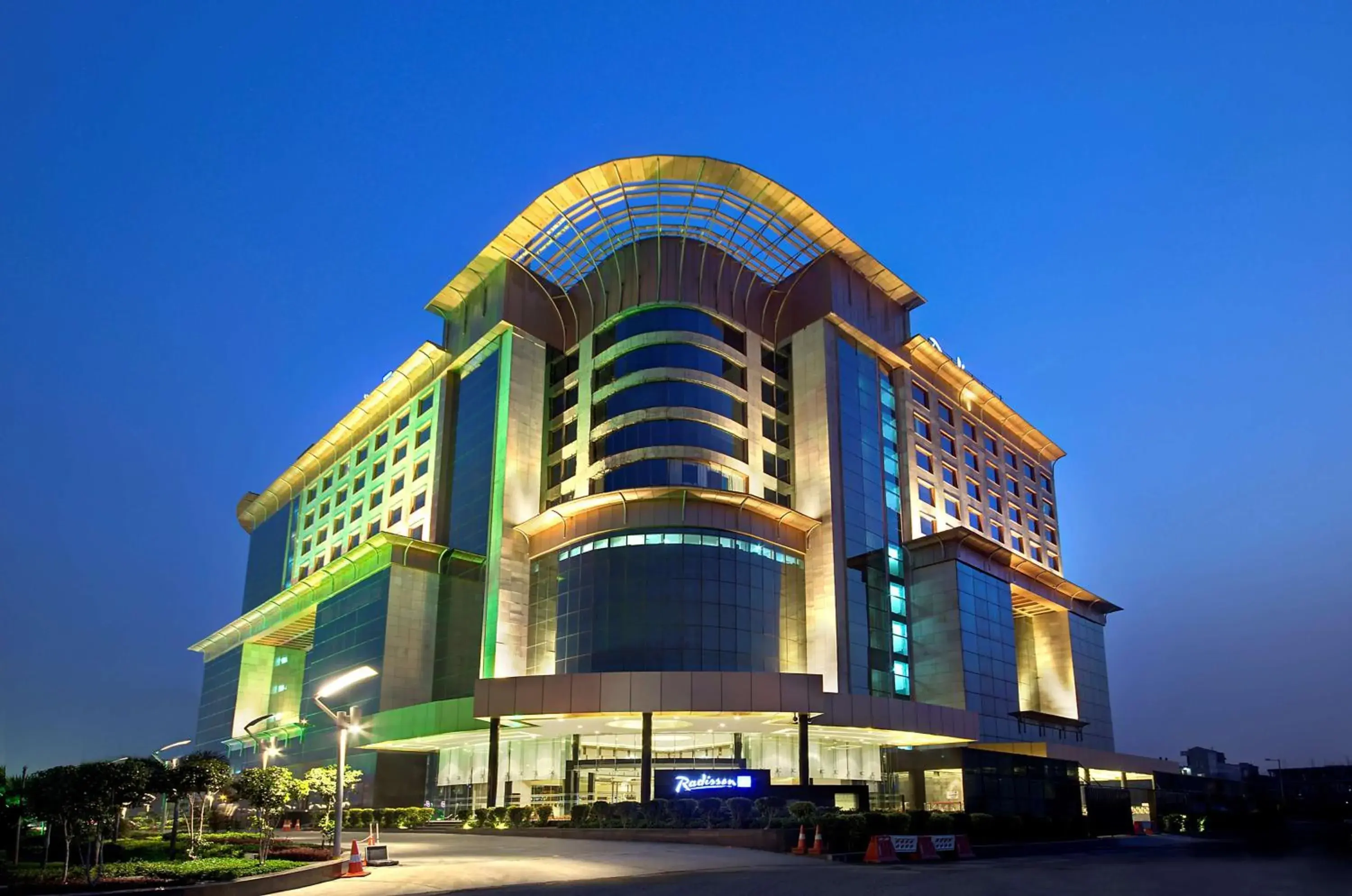 Radisson Blu Kaushambi Delhi NCR Radisson Blu Kaushambi Delhi NCR