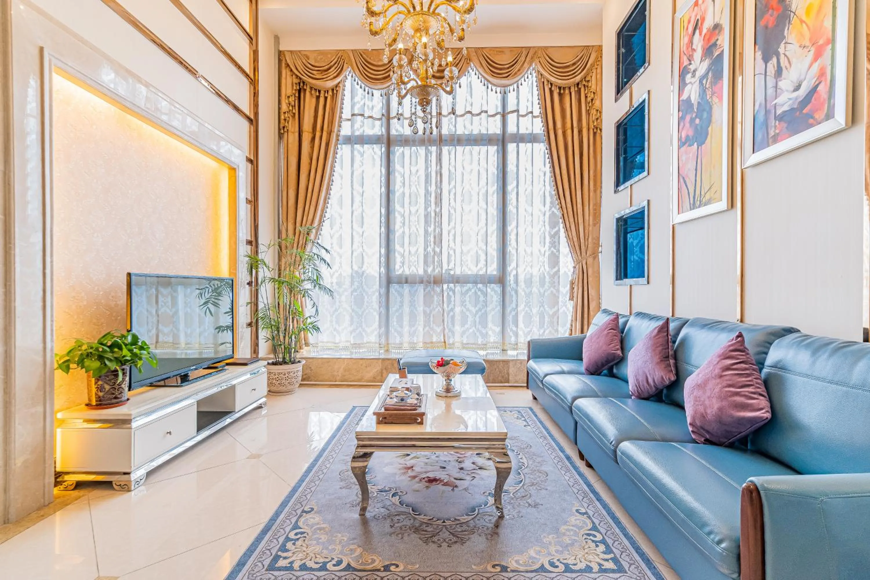 Duplex Three-Bedroom Apartment (three bedroom and two toilets) in South & North International Apartment - Beijing Road -Free shuttle bus-Snack-Wellcome fruit during Canton Fair