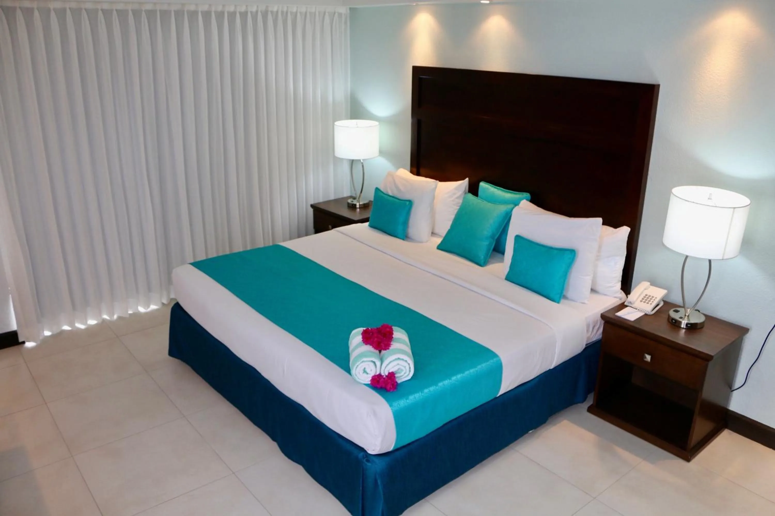 Two-Bedroom Suite - single occupancy in Mount Irvine Bay Resort