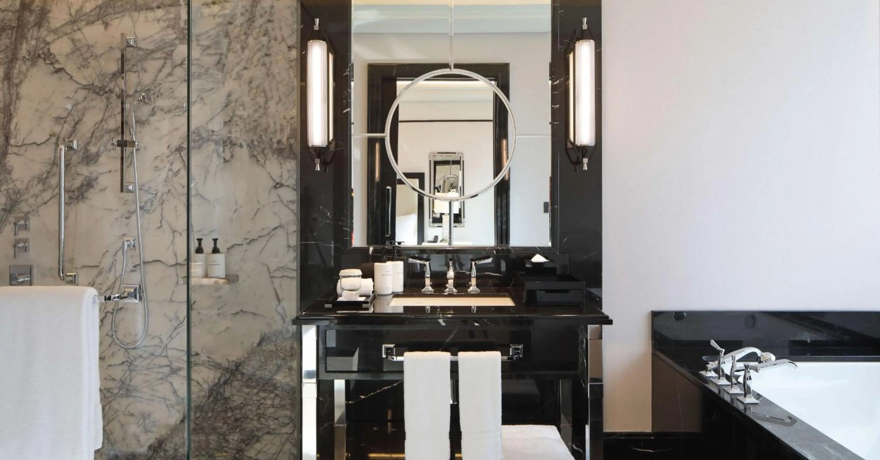 Family Connecting Rooms in Waldorf Astoria Doha West Bay