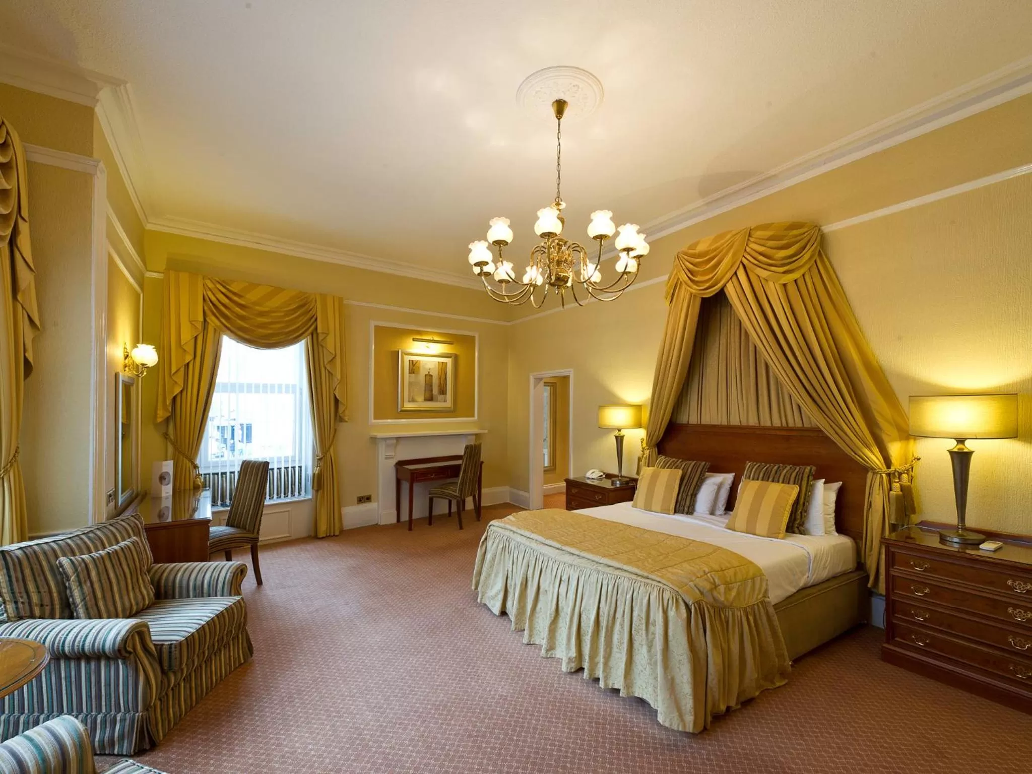 Deluxe Suite in The Royal & Fortescue Hotel