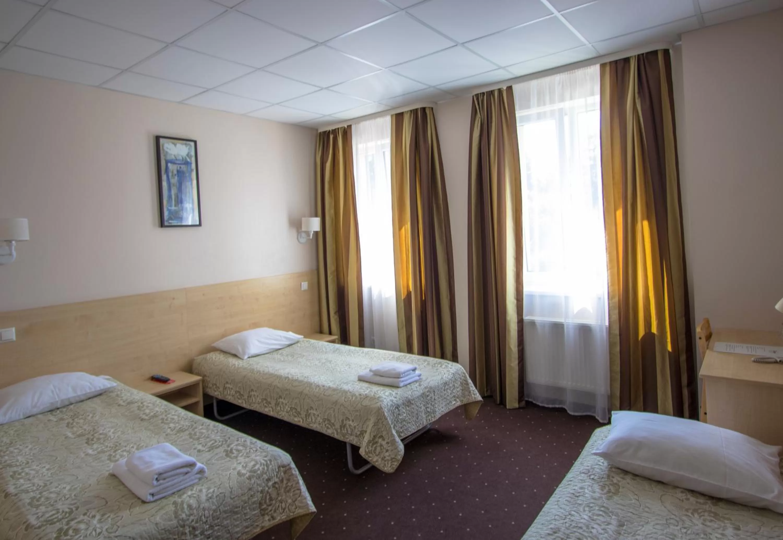 Triple Room in Hotel BEST with FREE PARKING
