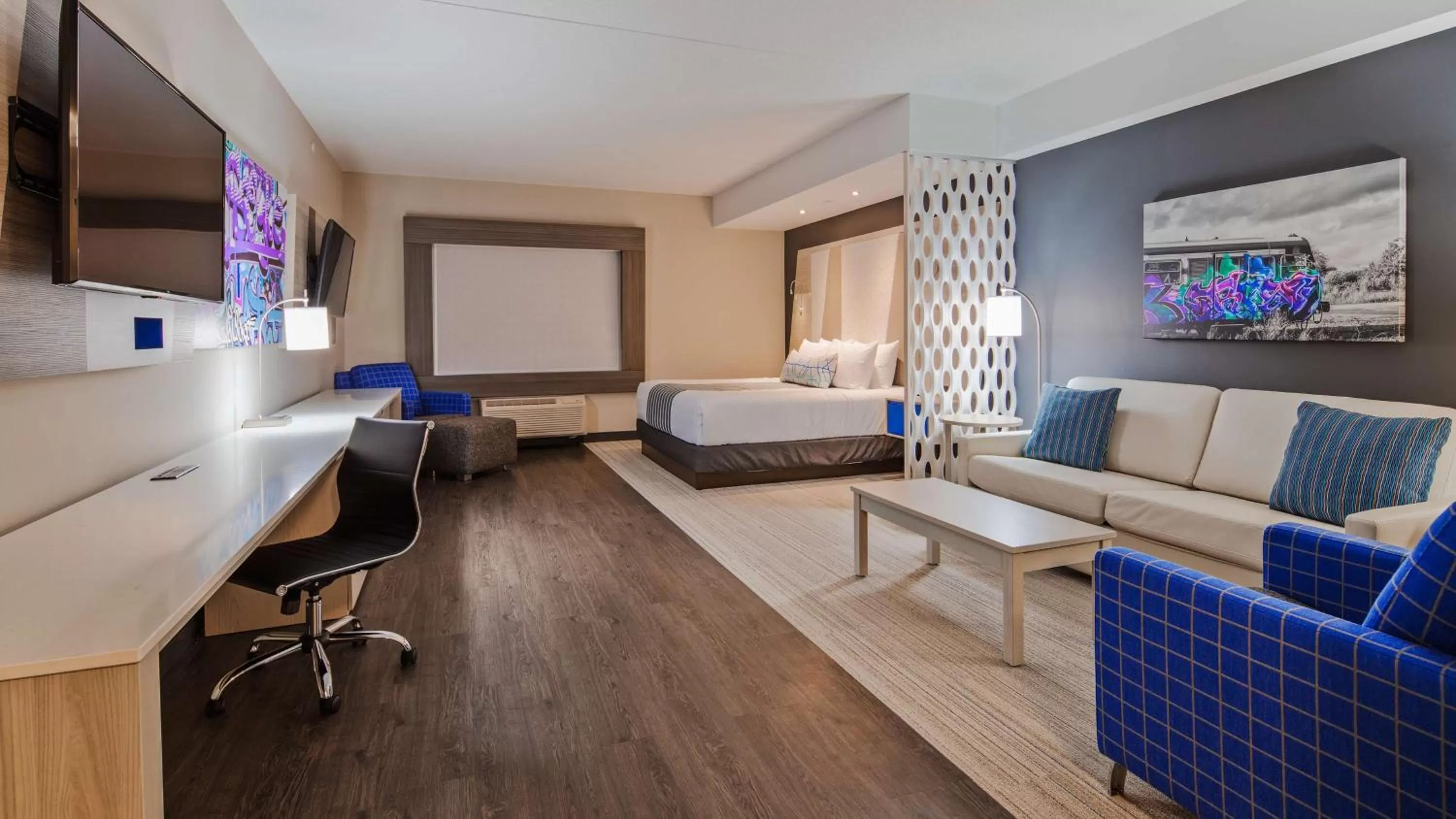 King Suite with Sofa Bed - Non-Smoking in Best Western Premier Winnipeg East