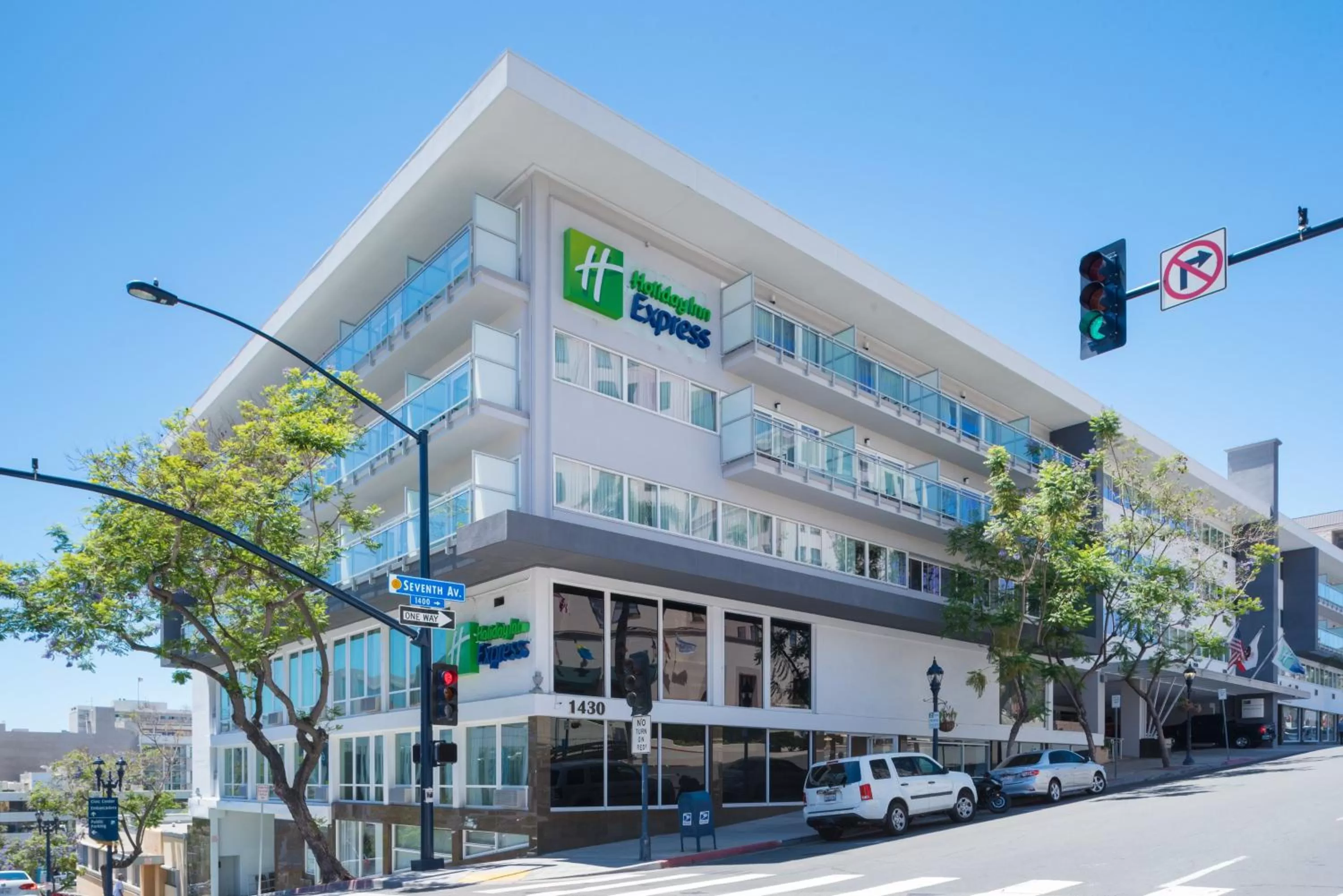 Holiday Inn Express - Downtown San Diego by IHG