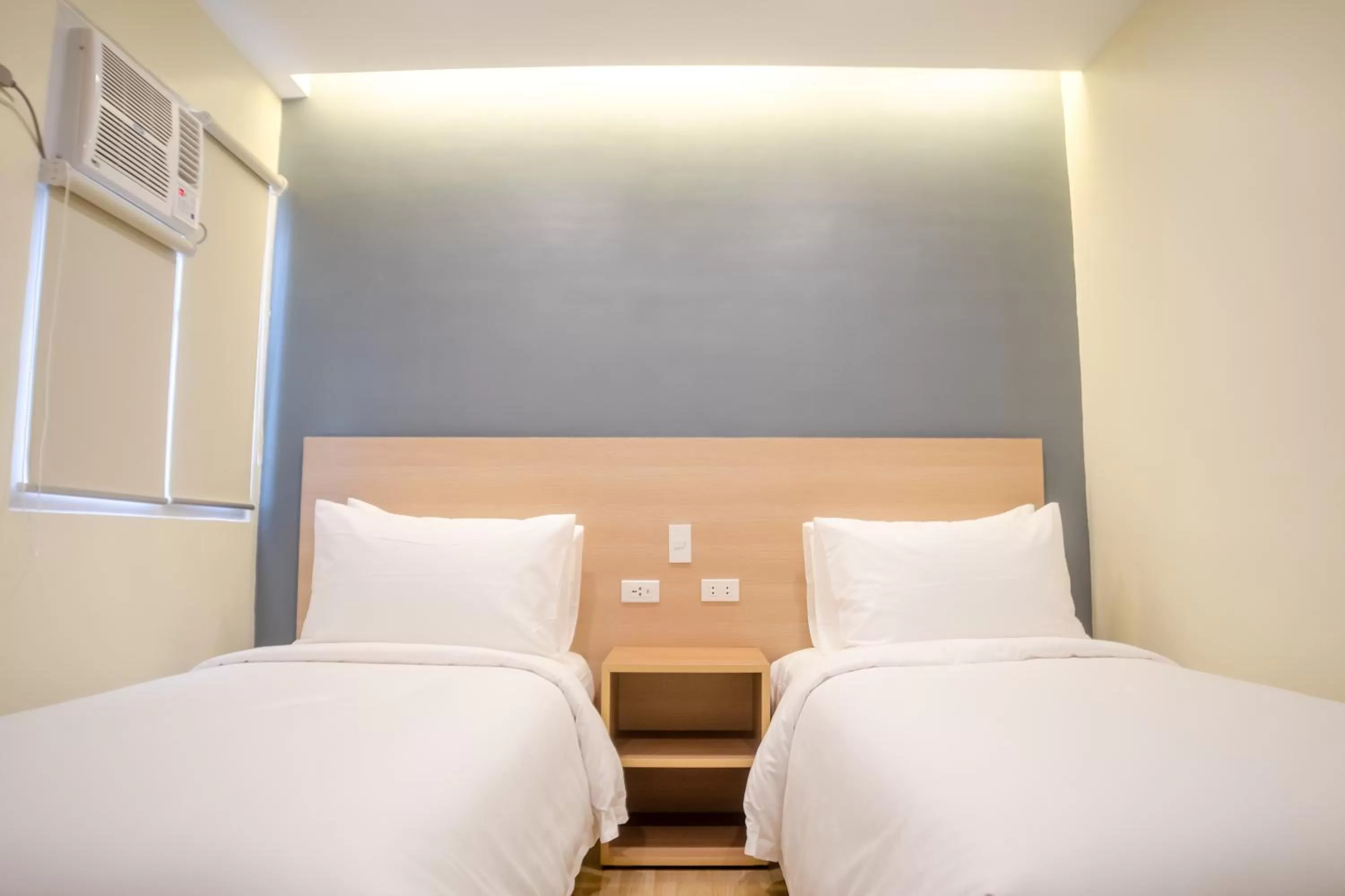 Deluxe Twin Room in Bridge Hotel