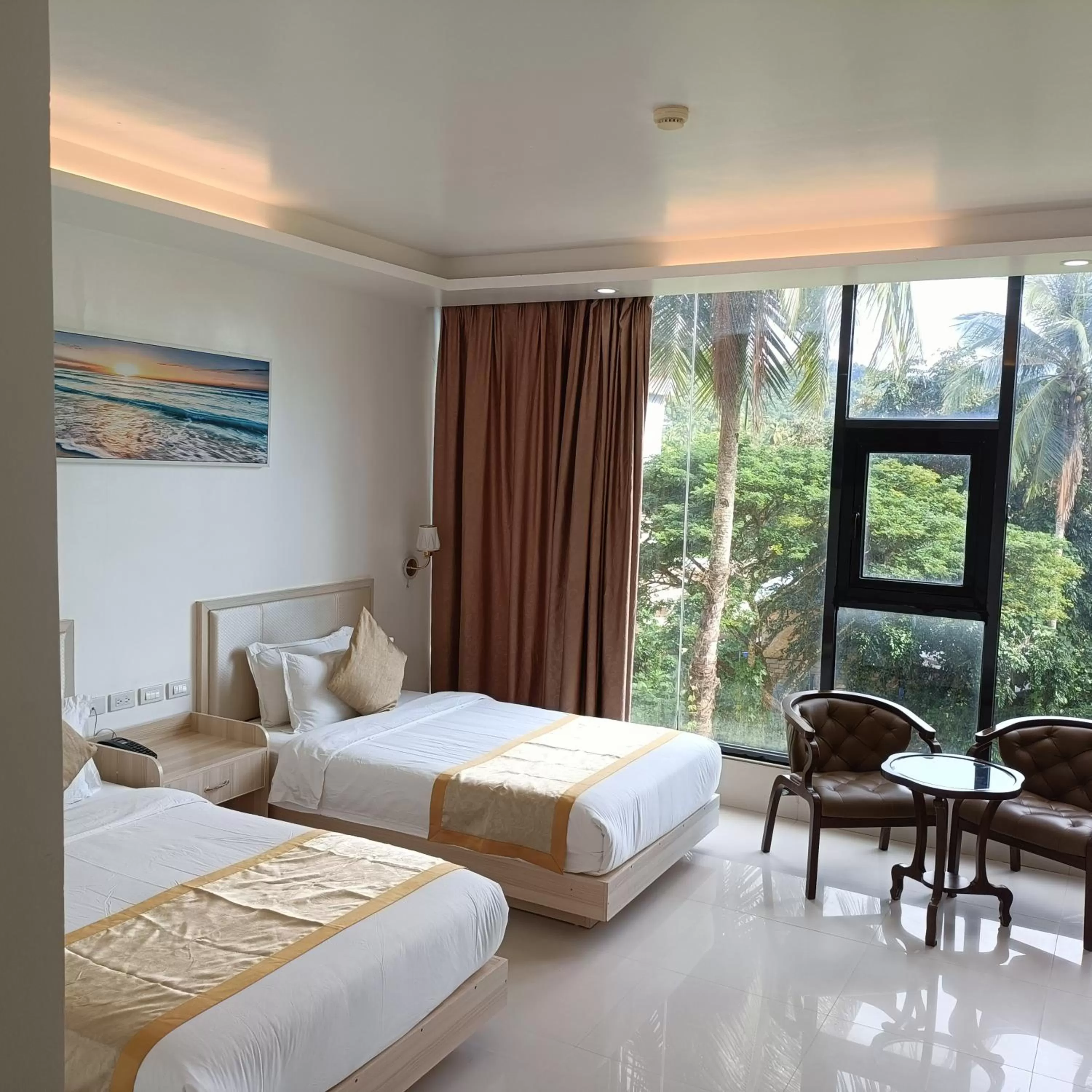 Deluxe Twin Room in One El Nido Suite