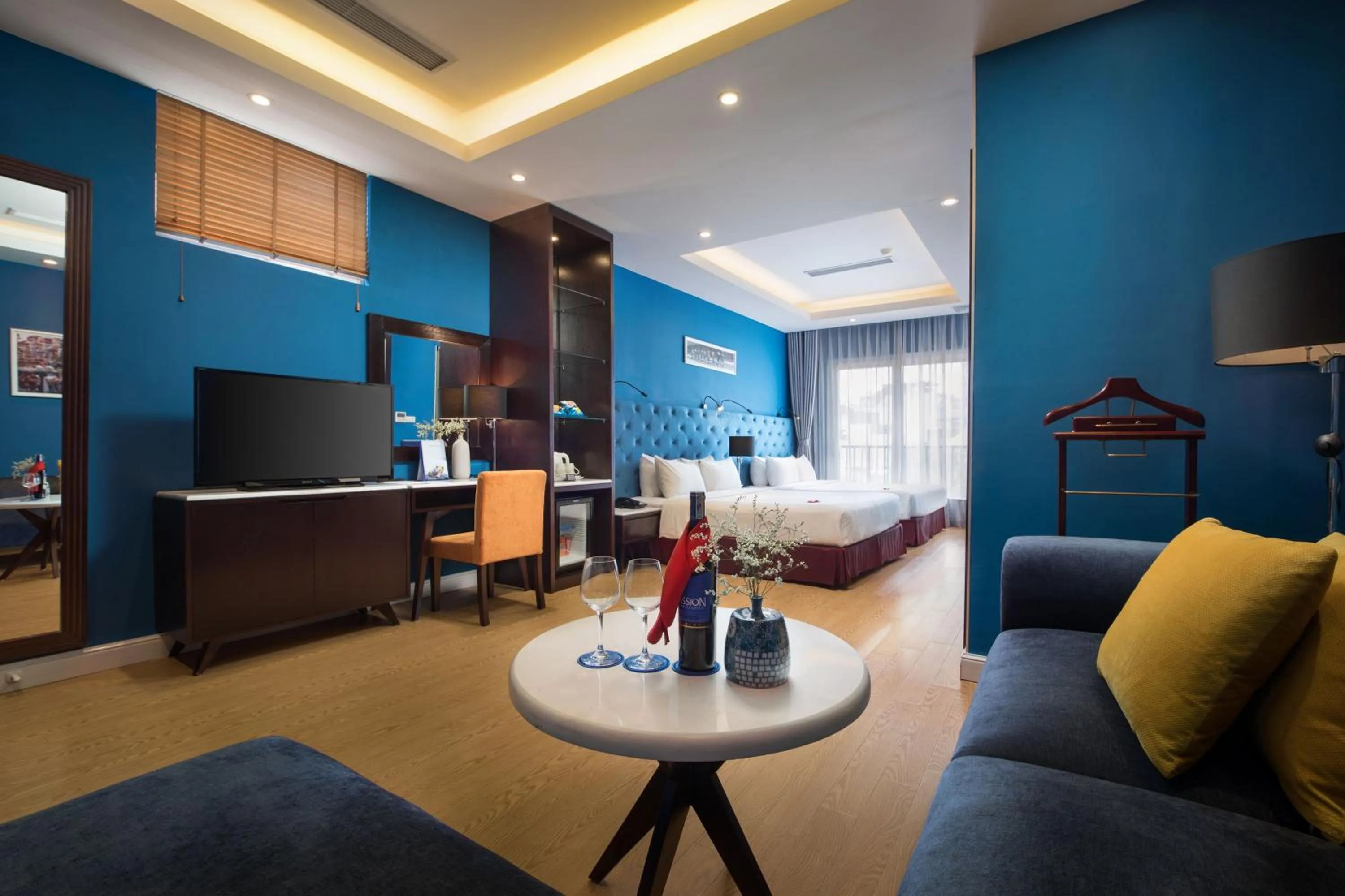 Family Suite with Balcony and City View in Hanoi Brilliant Hotel & Spa