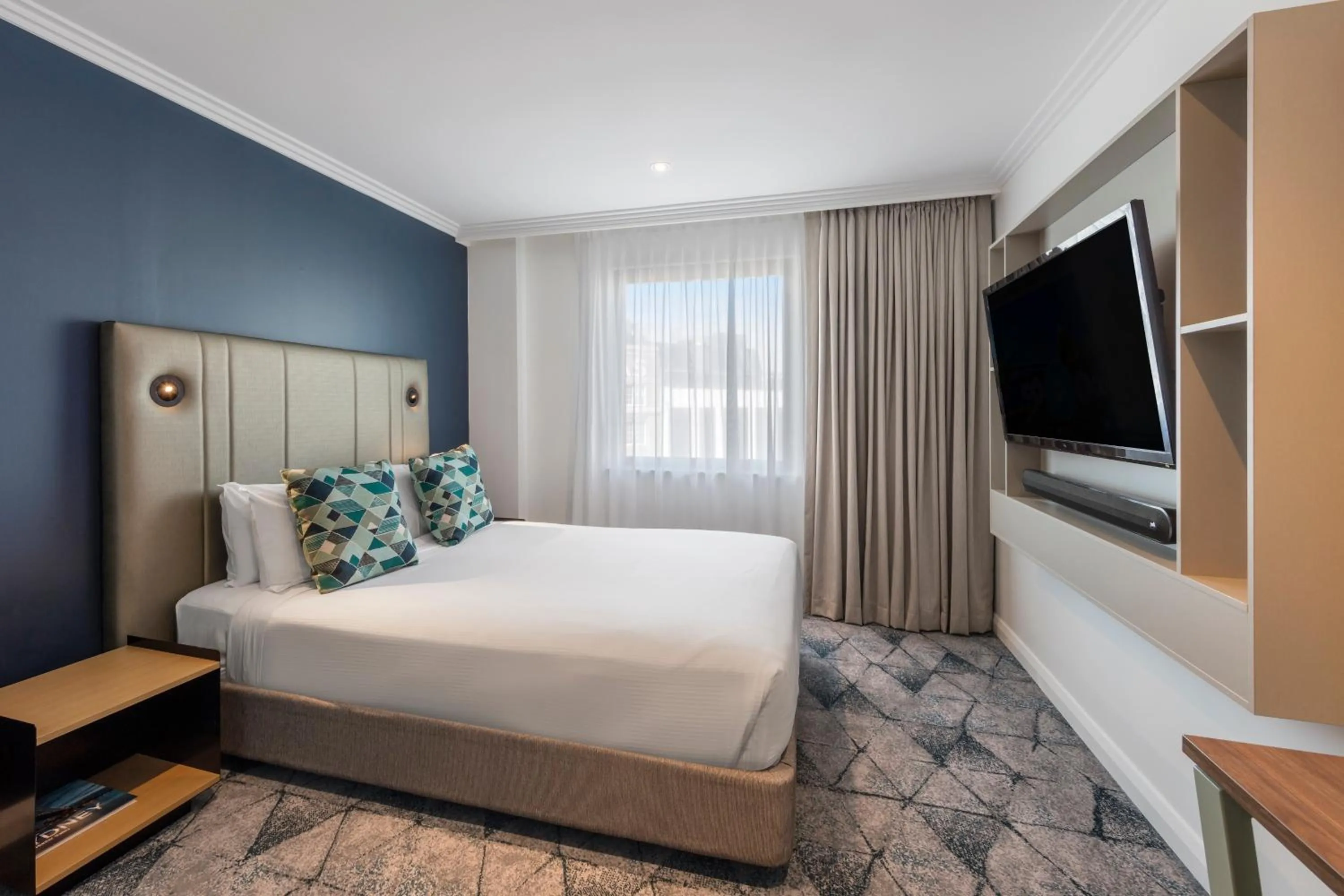 Studio with One Queen Bed in Club Wyndham Sydney, Trademark Collection by Wyndham