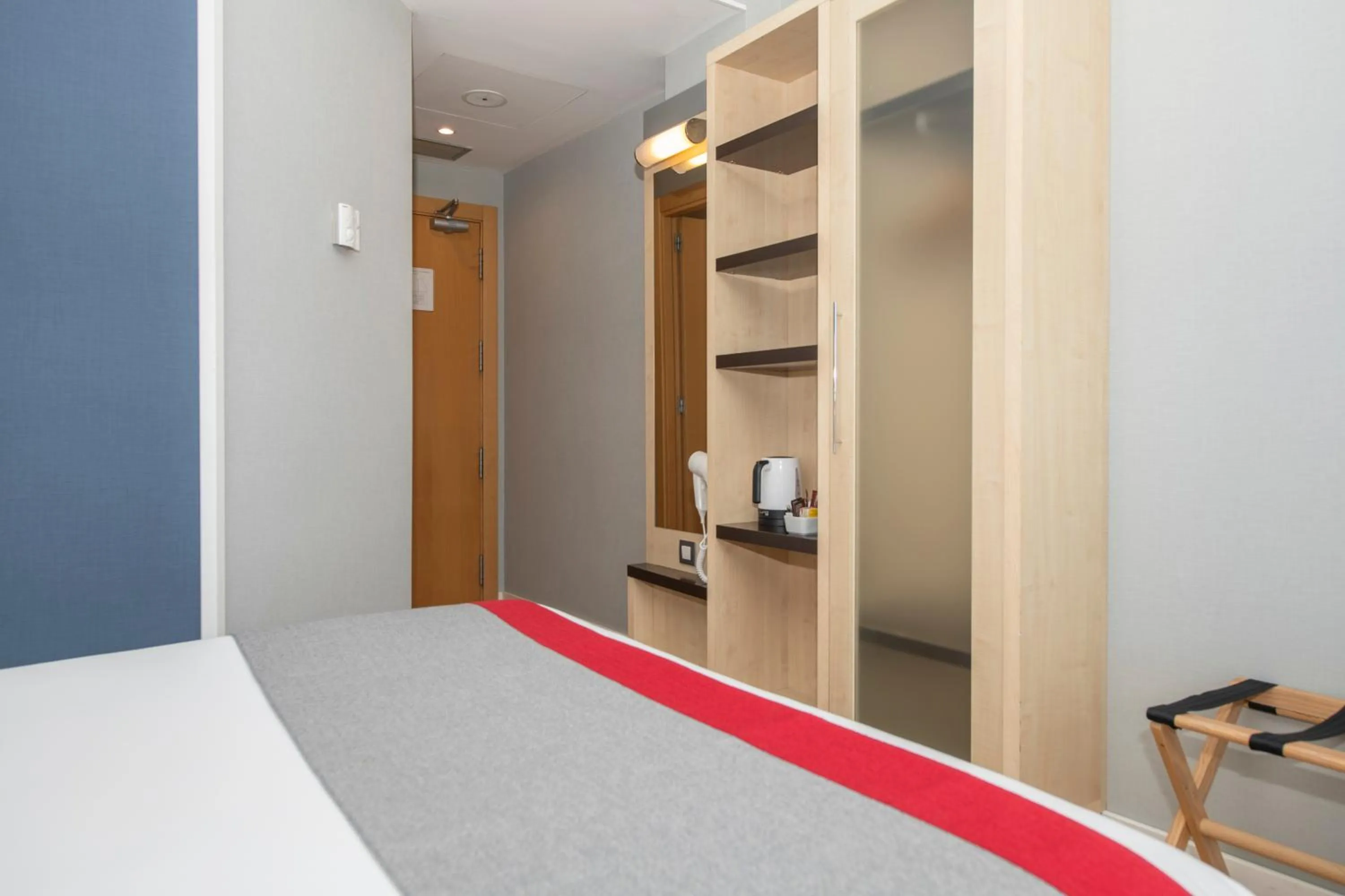 Standard Double Room with Sofa Bed in Holiday Inn Express Barcelona - Montmeló by IHG