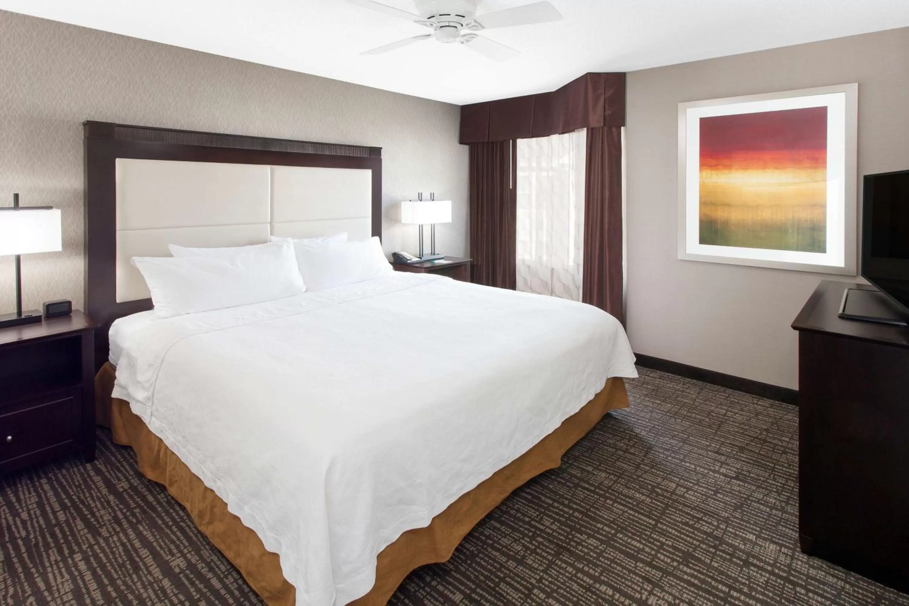 Deluxe Two Bedroom Suite in Homewood Suites by Hilton Indianapolis At The Crossing