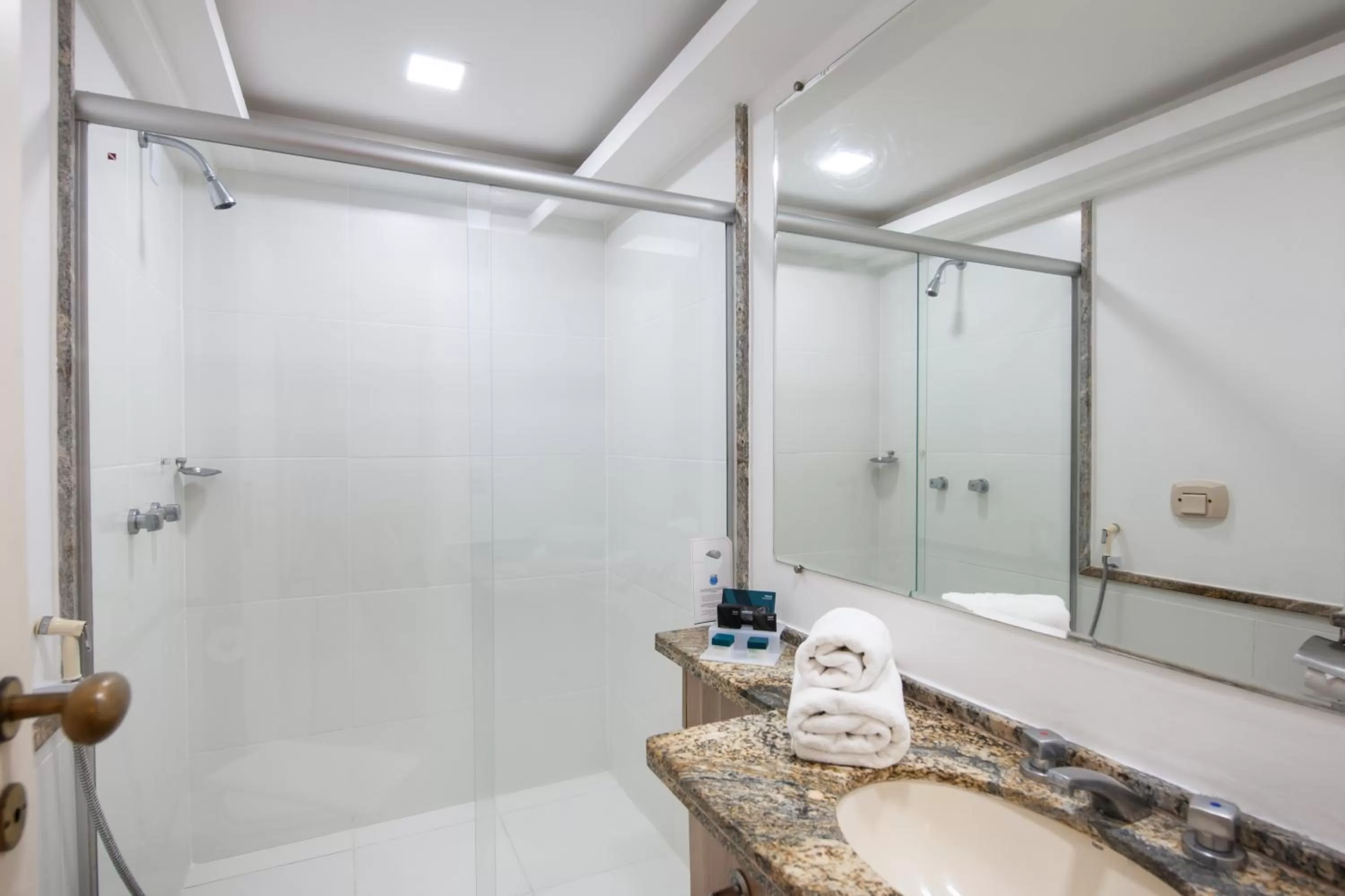 Superior King Room in Slaviero Vitória