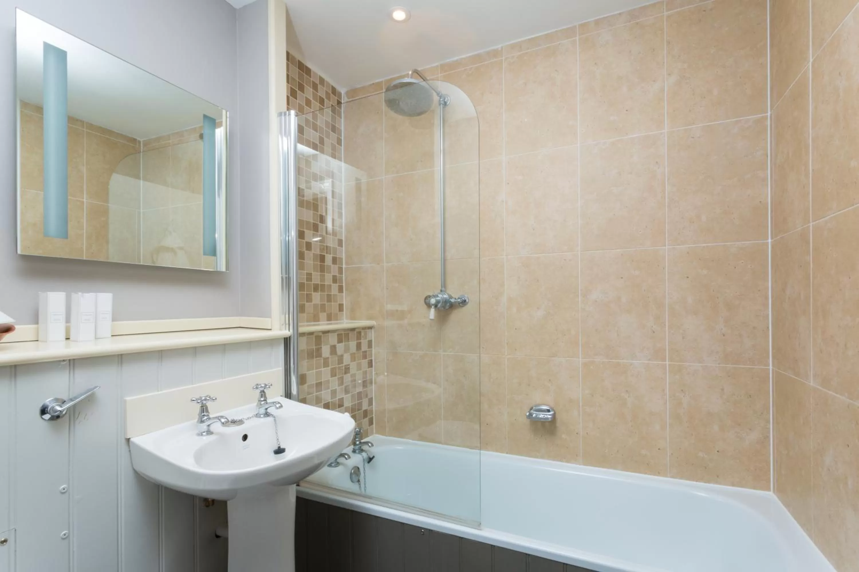 Twin Room in The Dog & Bear Hotel