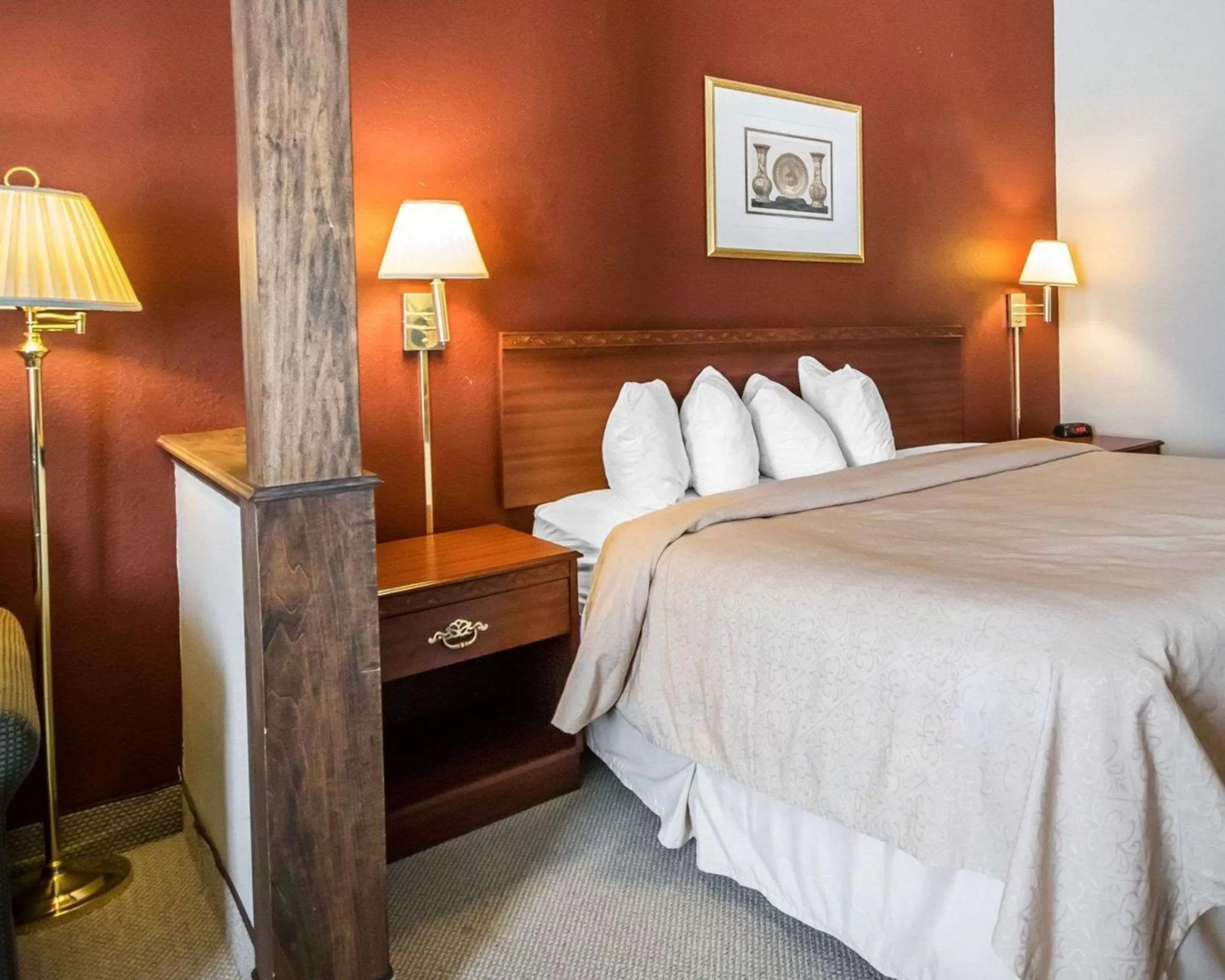 King Room - Non-Smoking in Quality Inn & Suites Elizabethtown