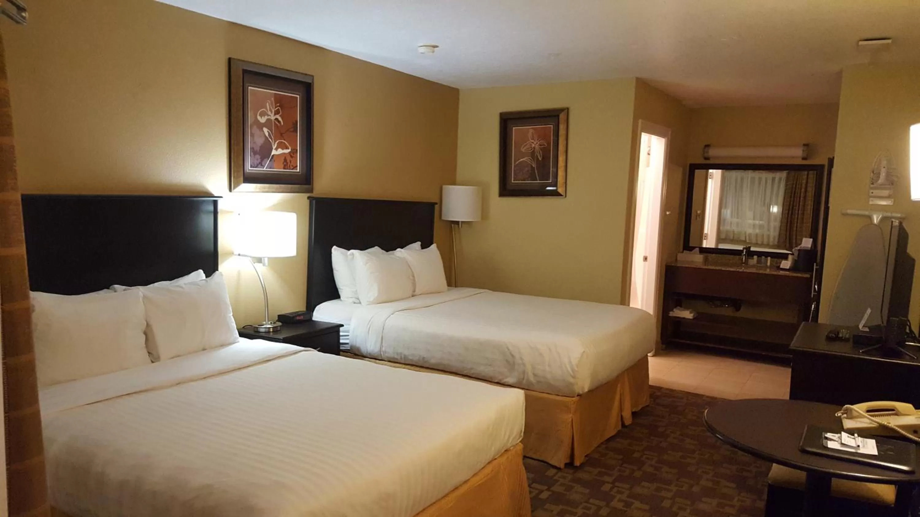Queen Room with Two Queen Beds in Quality Inn Merritt