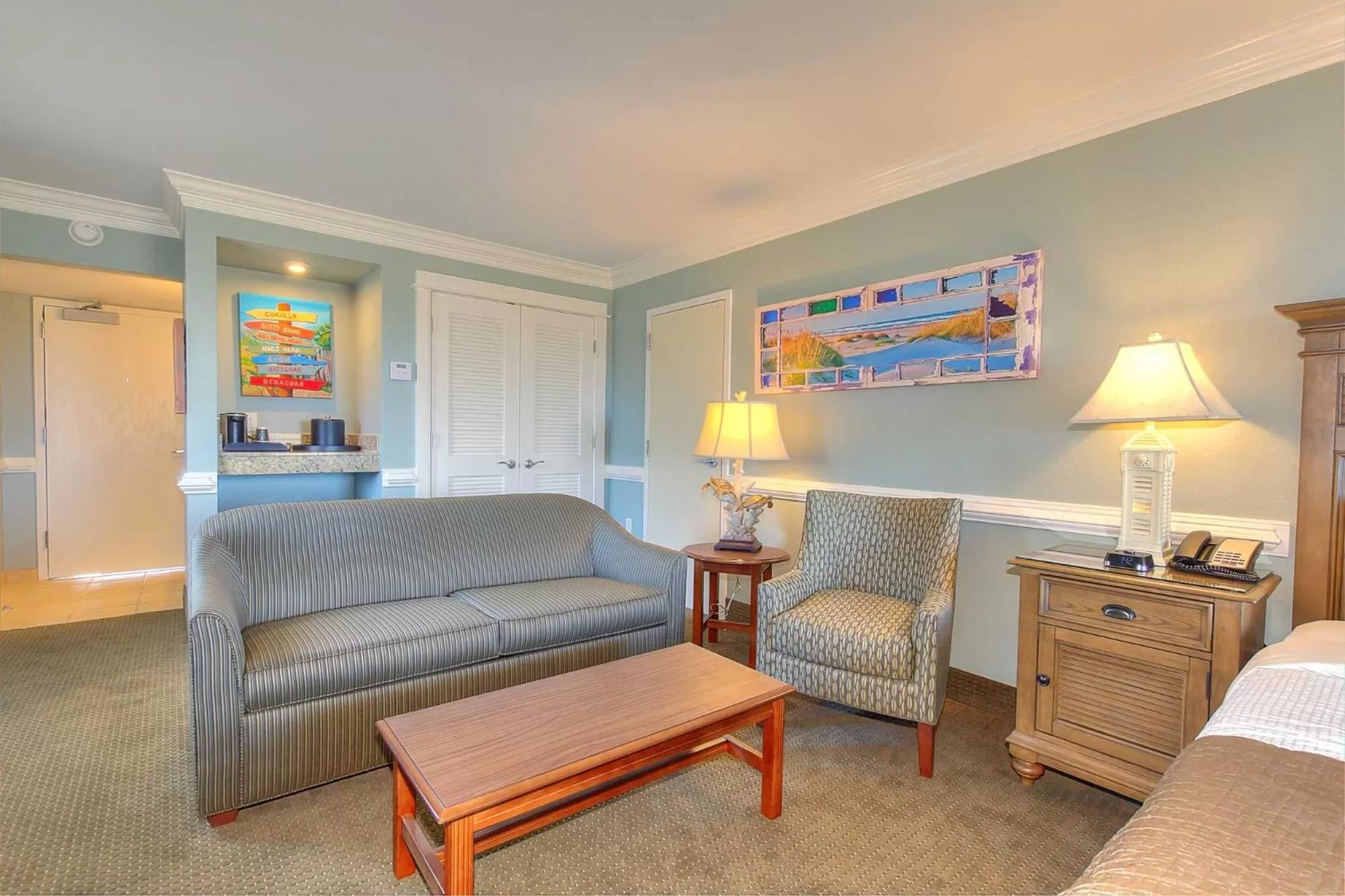 Ocean View King Balcony- Tower Building in Shutters on the Banks