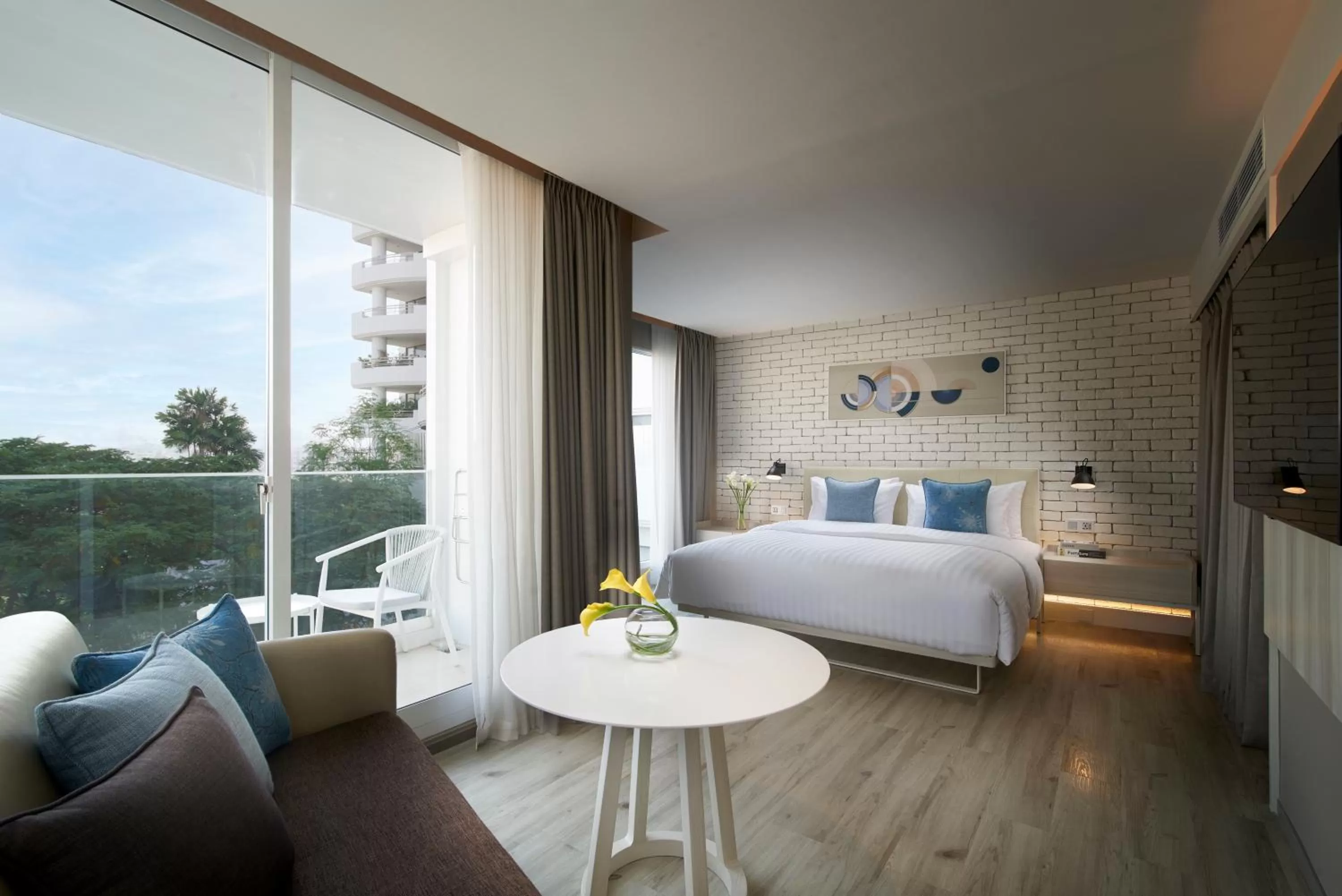 Superior King Room in Shama Yen-Akat Bangkok