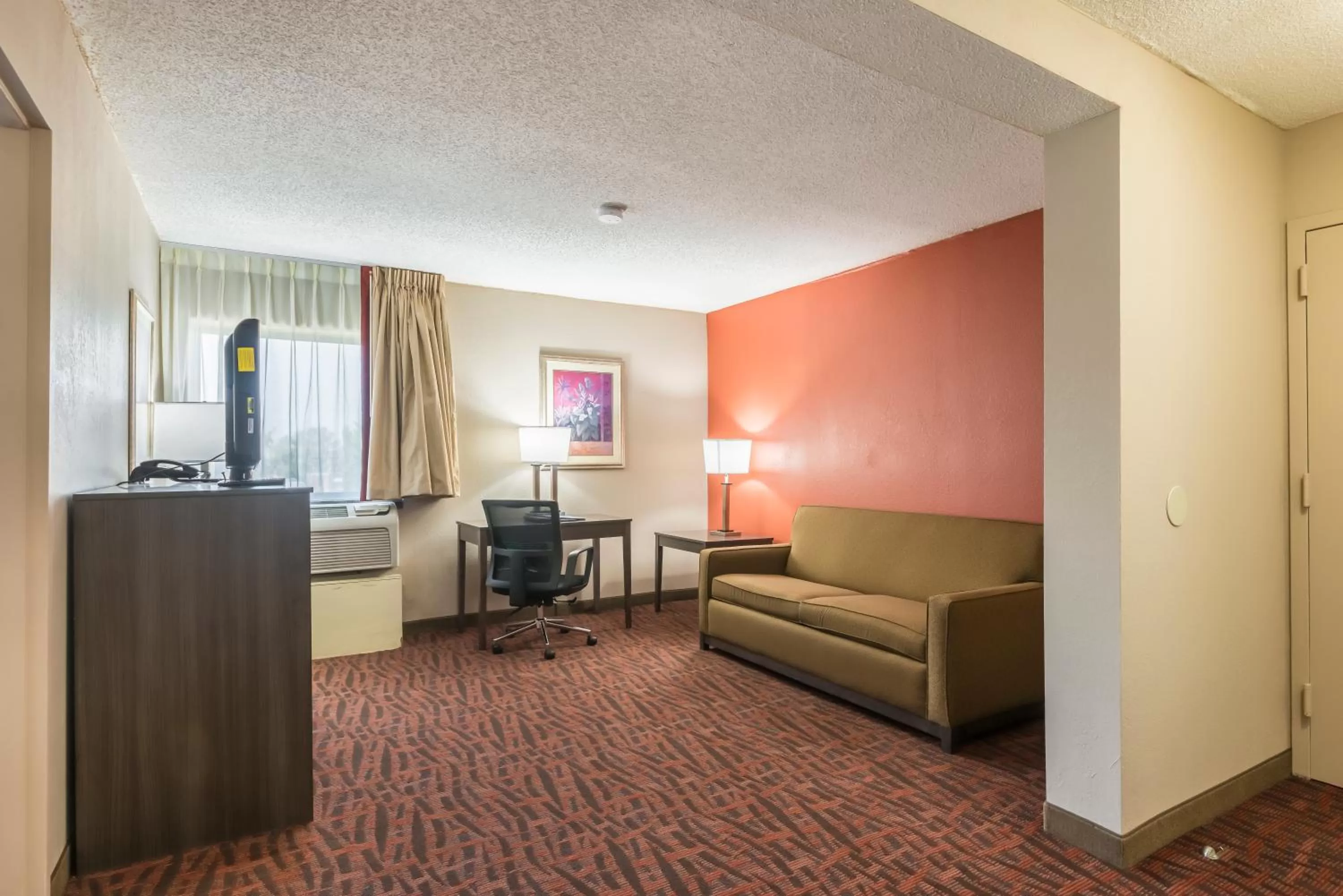 Queen Suite with Two Queen Beds - Non-Smoking in Lake Norman Inn and Suites