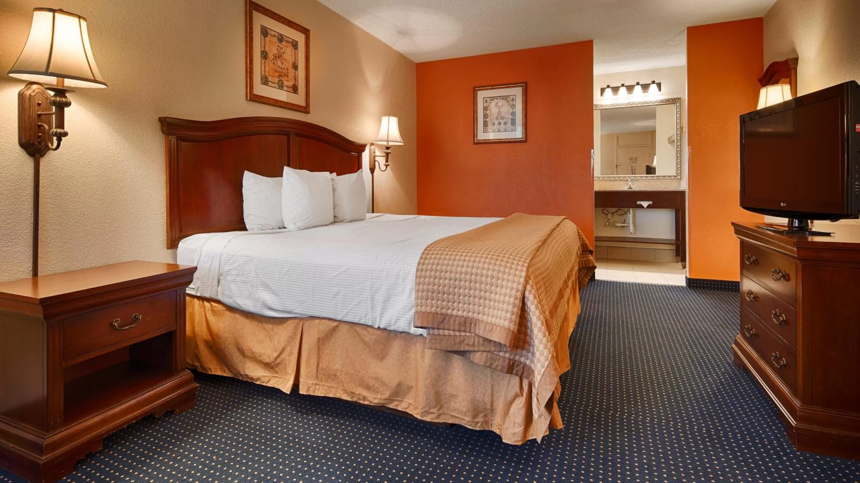 King Room - Smoking  in Baymont by Wyndham Rocky Mount I-95