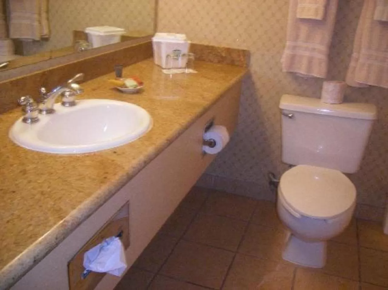 Standard 2 Queen Beds in Golden Nugget Laughlin