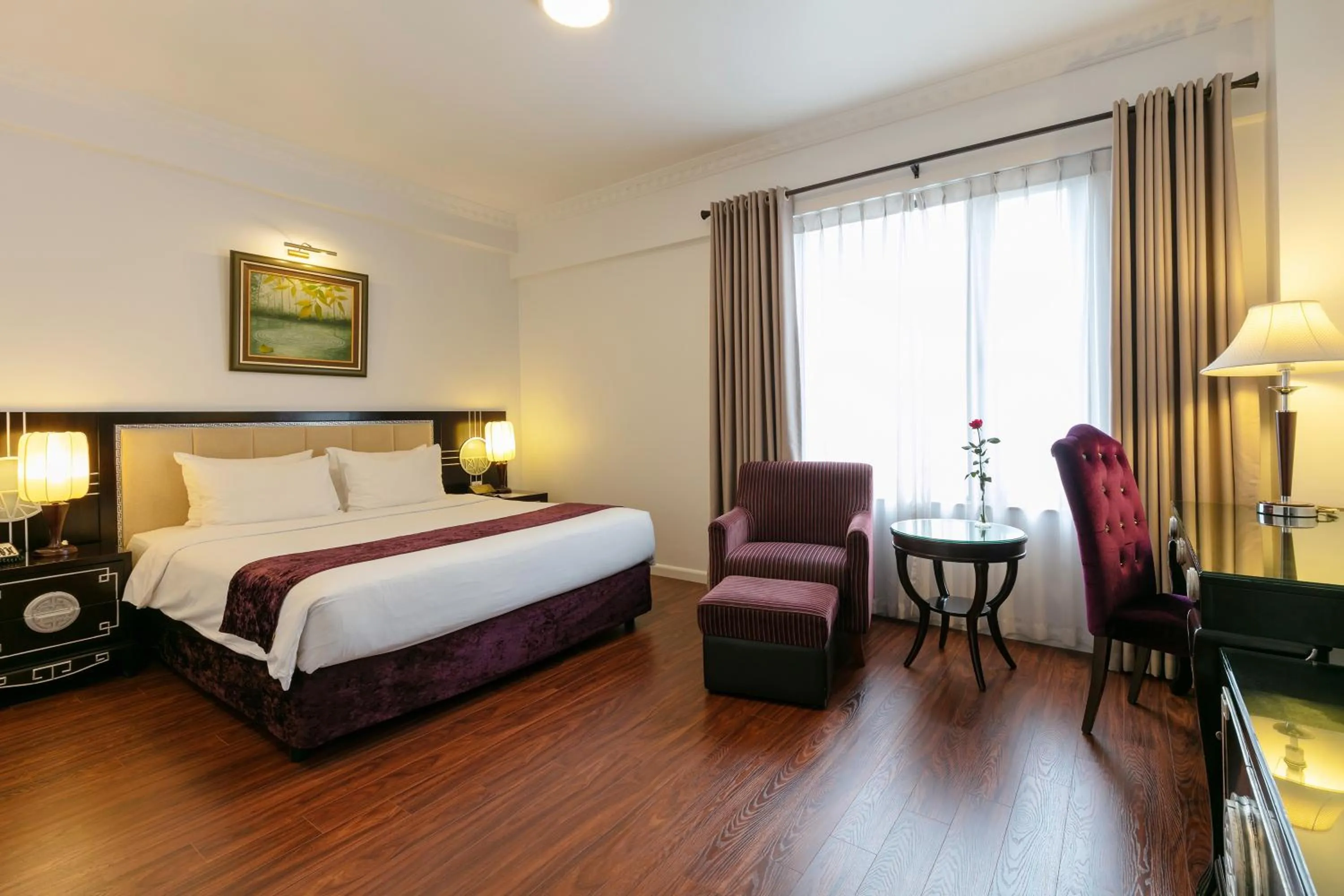 Executive Deluxe Room in Flower Garden Hotel