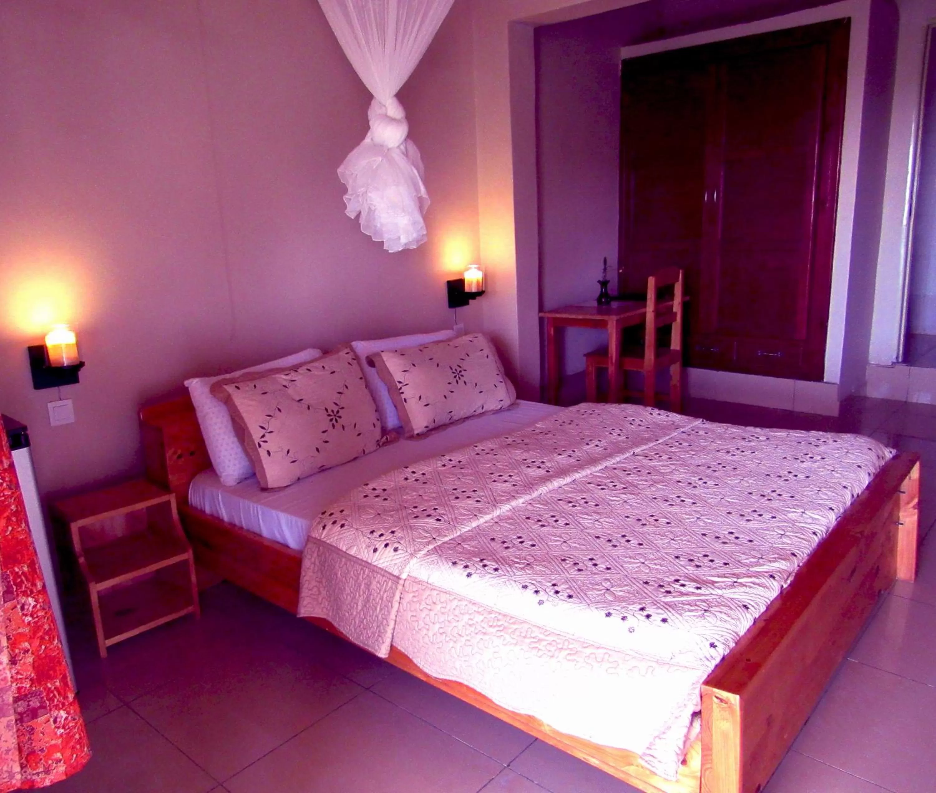 Double Room with Lake View in Rebero Kivu Resort